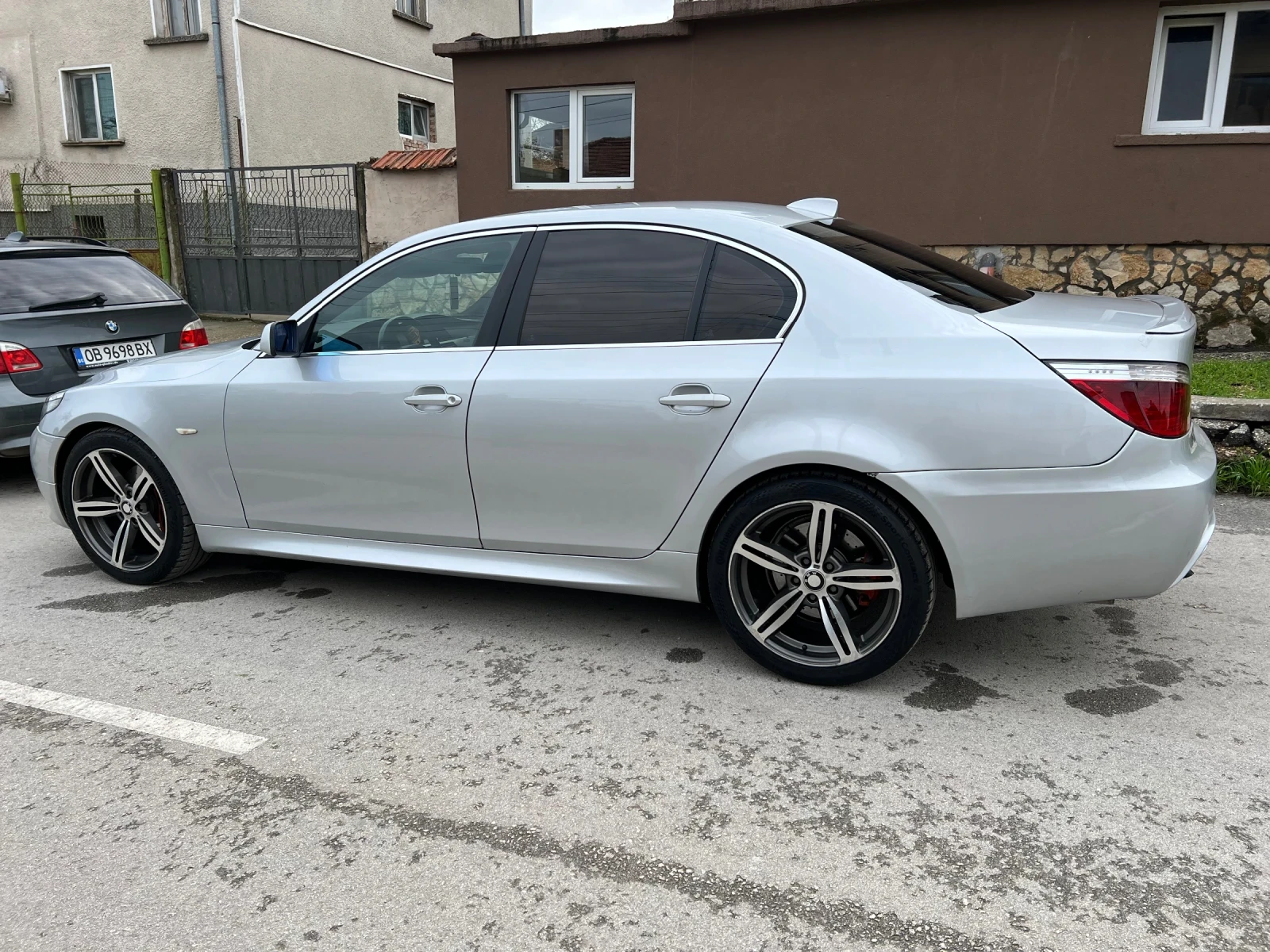 BMW 530 E60 530 - изображение 2