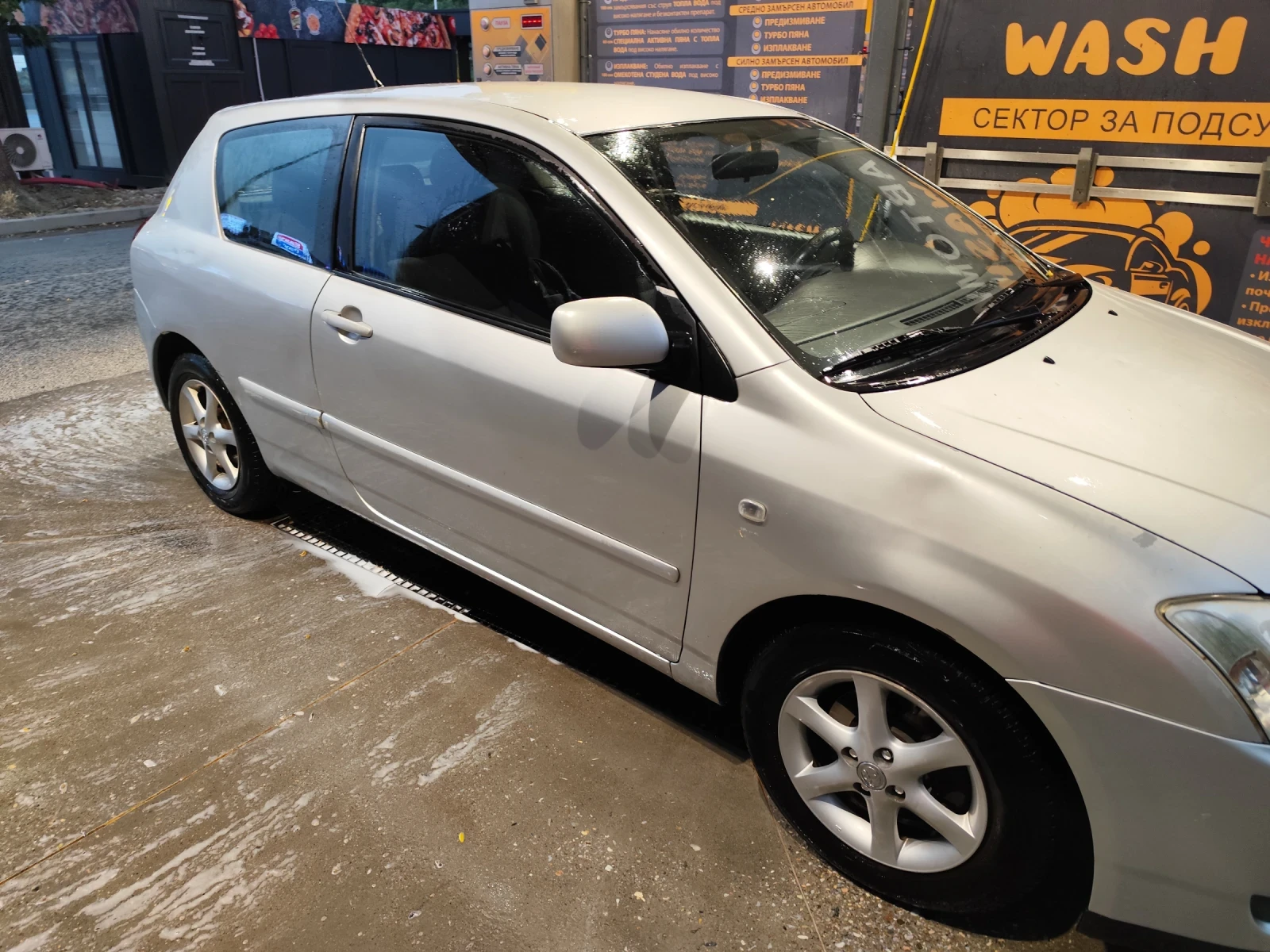 Toyota Corolla  - изображение 6