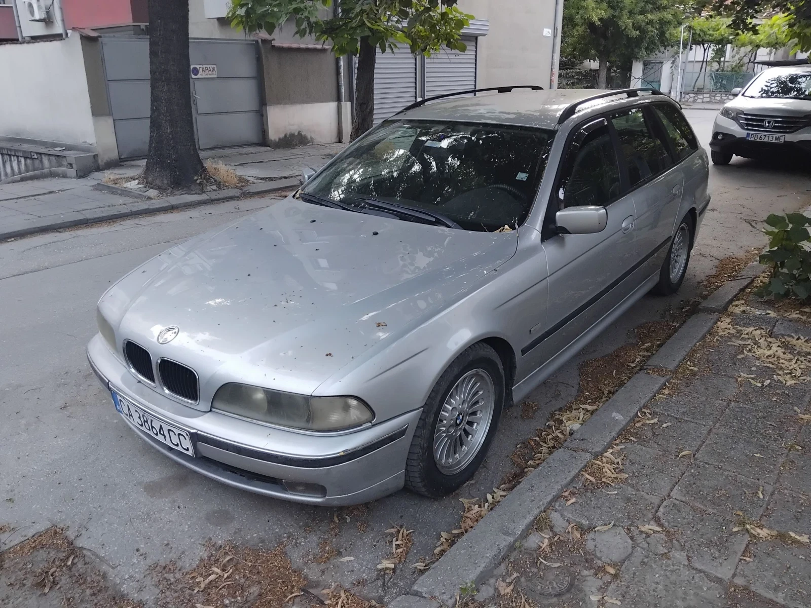 BMW 523  - изображение 4