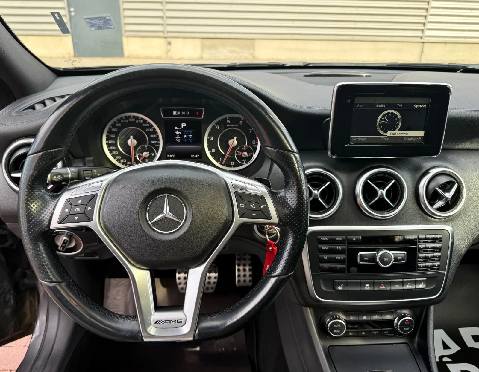 Mercedes-Benz A45 AMG MAGNO GREY - изображение 10