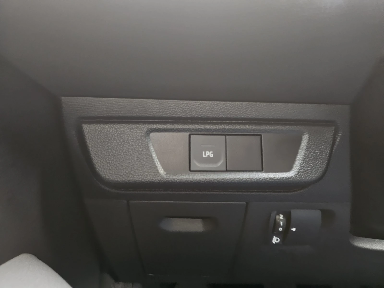 Dacia Sandero 1.0 TCe 100 LPG | Mobile.bg   11