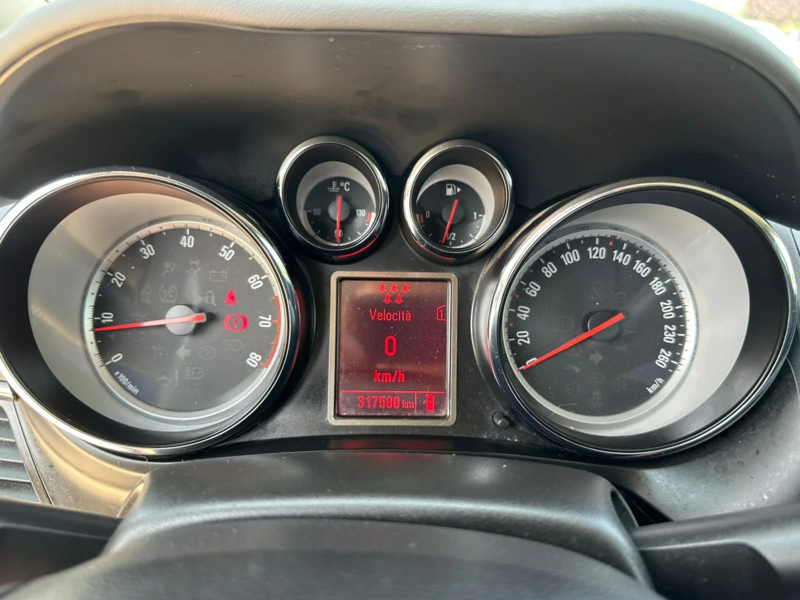 Opel Zafira  - изображение 8