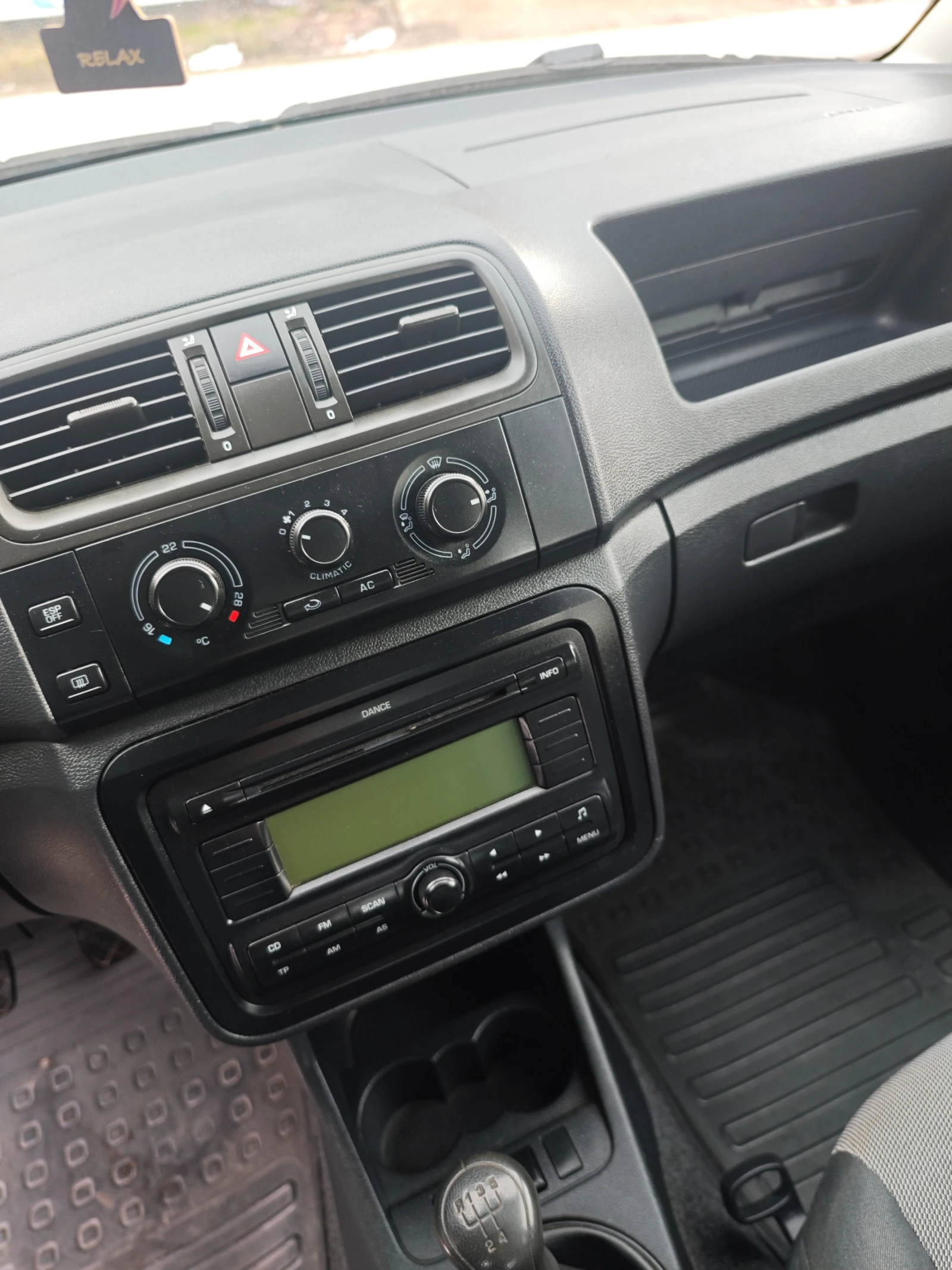 Skoda Fabia 1.2I НОВ ВНОС - изображение 9