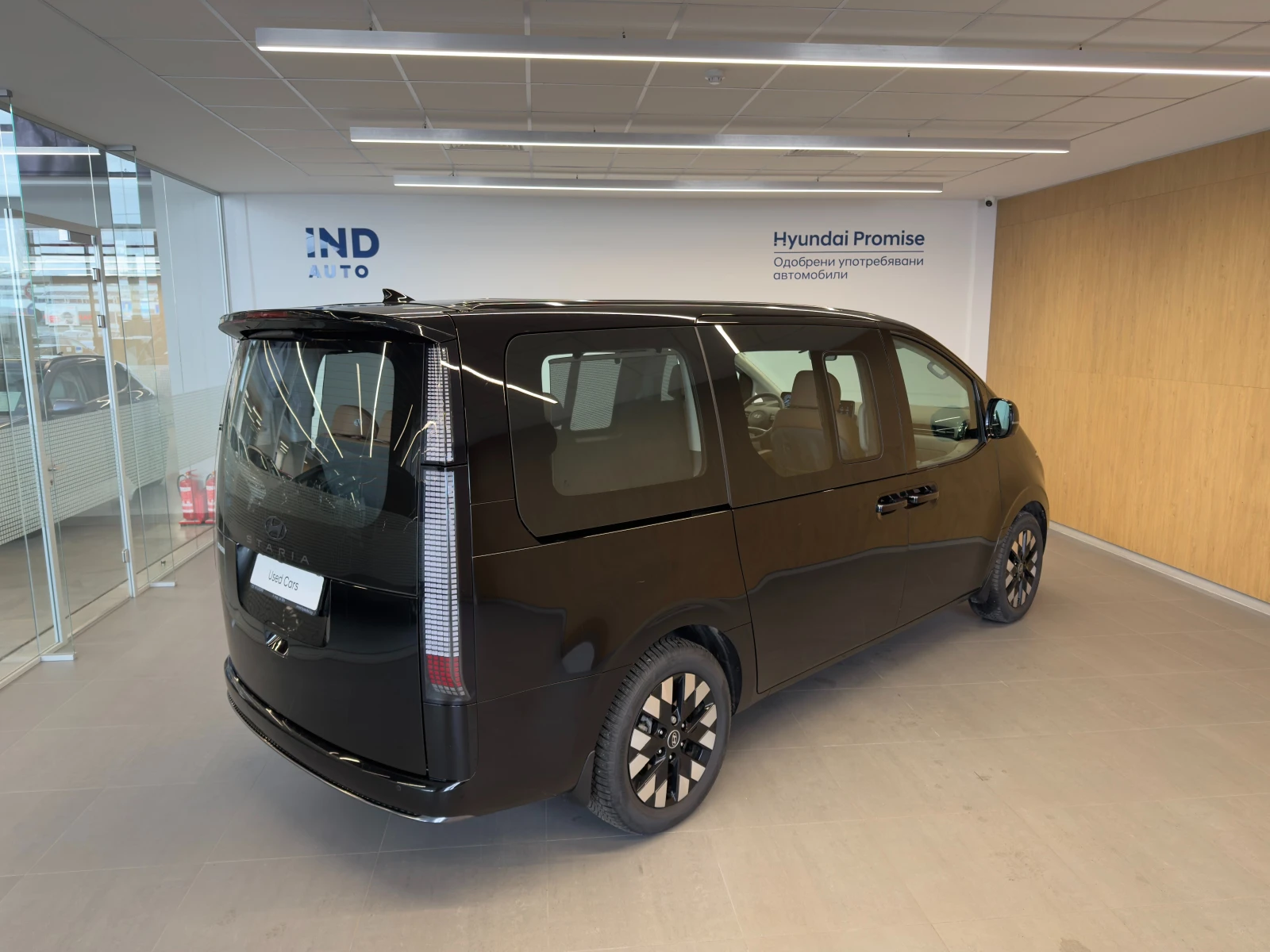 Hyundai Staria LUXURY Hybrid - изображение 5