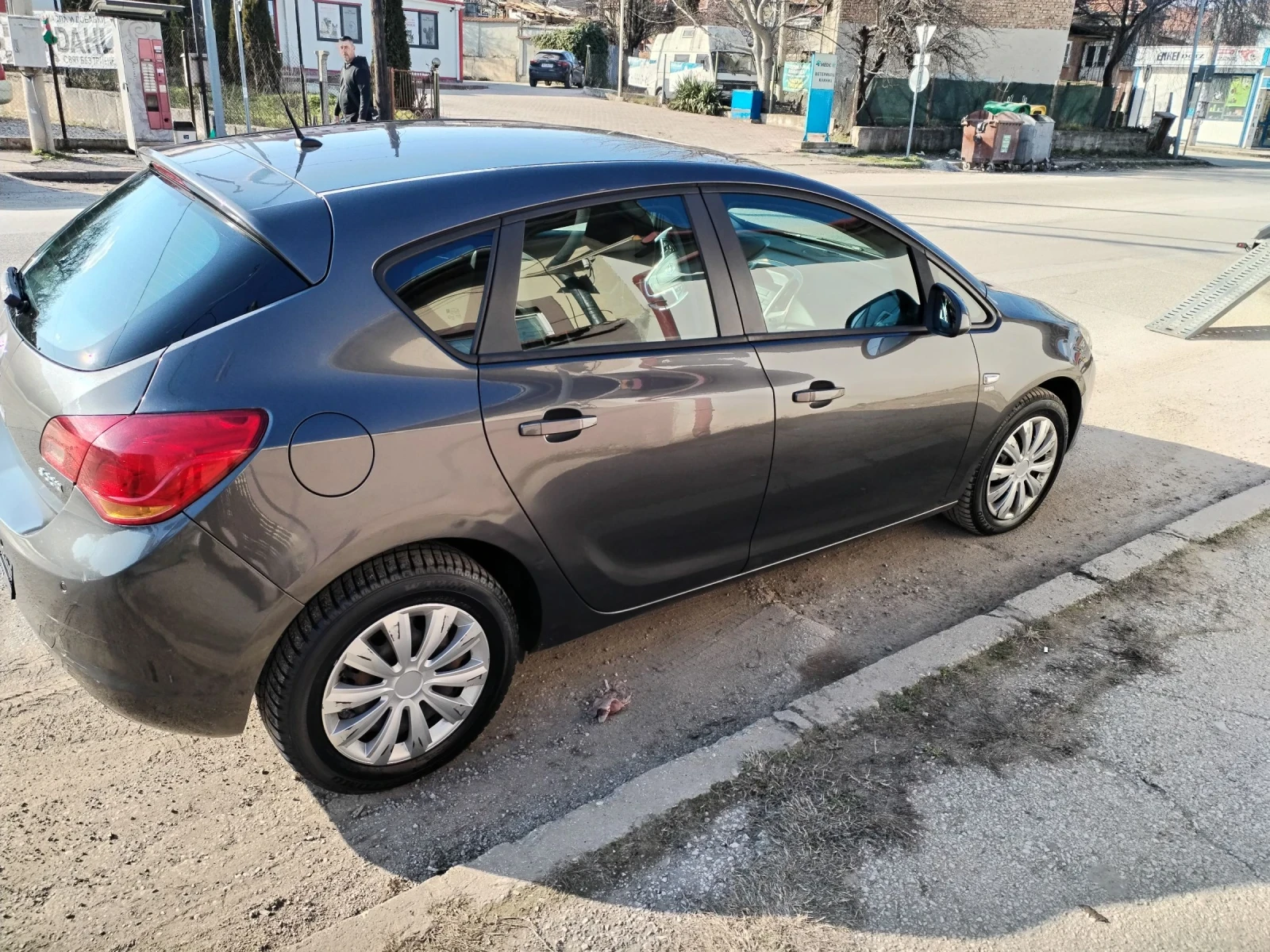 Opel Astra 1, 3CDTI - изображение 3