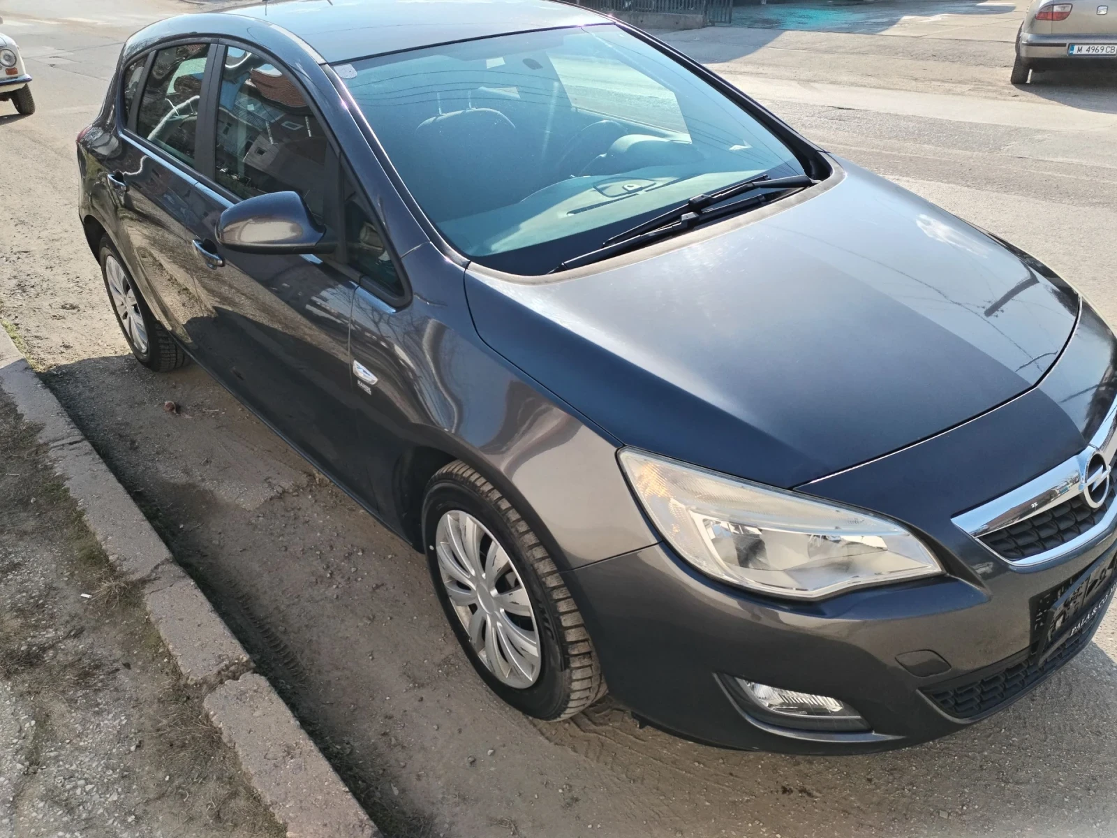 Opel Astra 1, 3CDTI - изображение 7