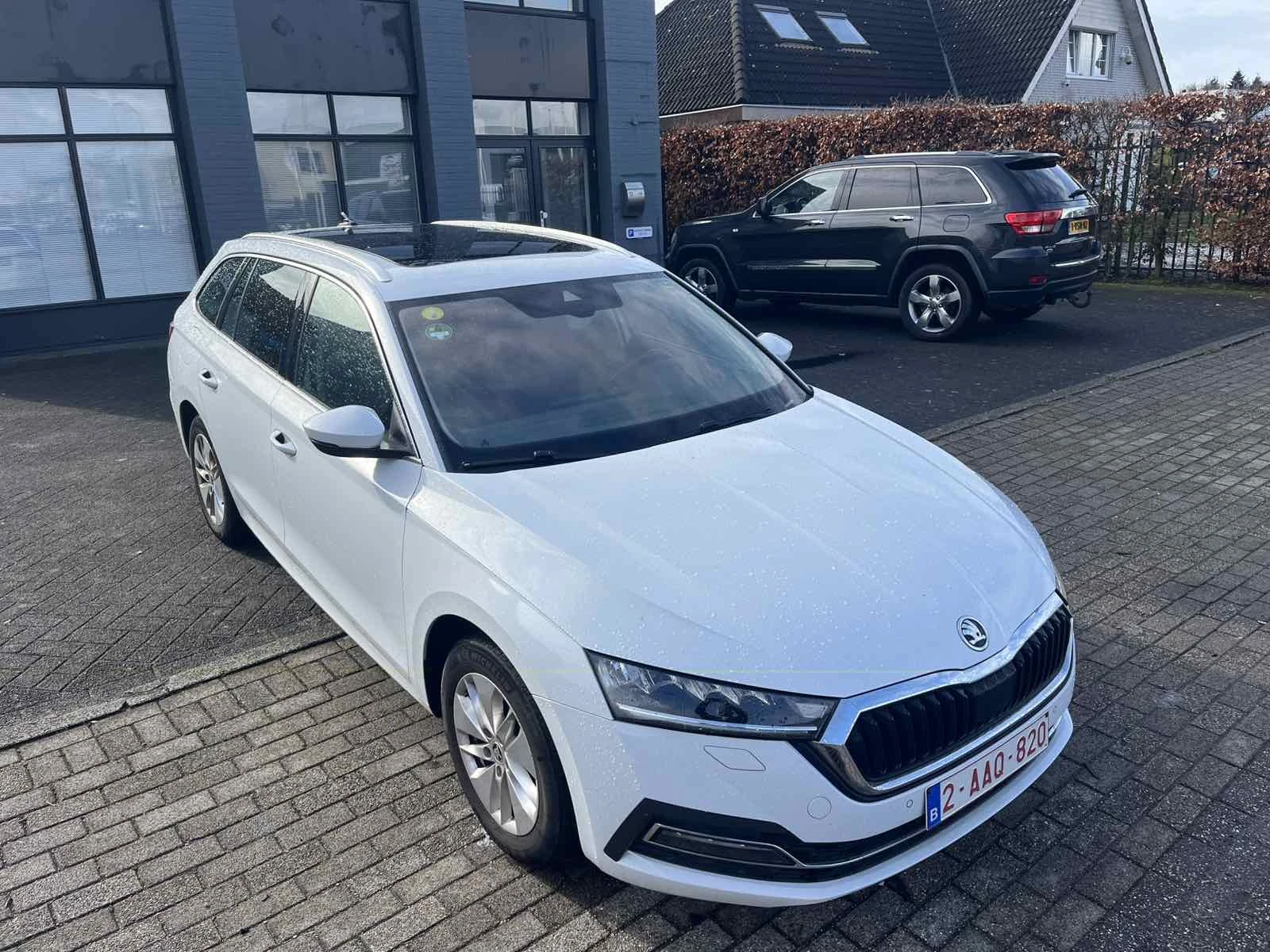 Skoda Octavia 2.0 TDI DSG DIGITAL, FULL LED, Панорама, Камера, снимка 3 - Автомобили и джипове - 54008005