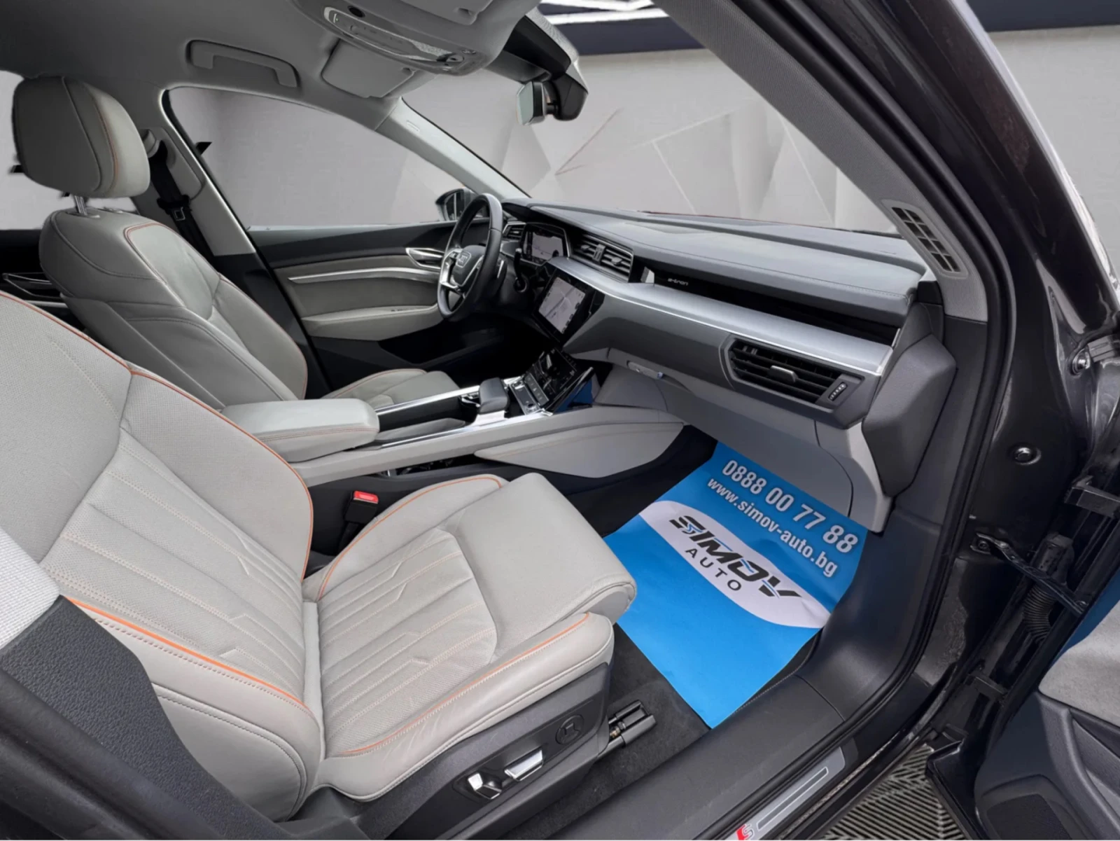 Audi E-Tron 55 S-LINE QUATTRO 95KWH HEAD-UP 408КС. , снимка 13 - Автомобили и джипове - 54076269