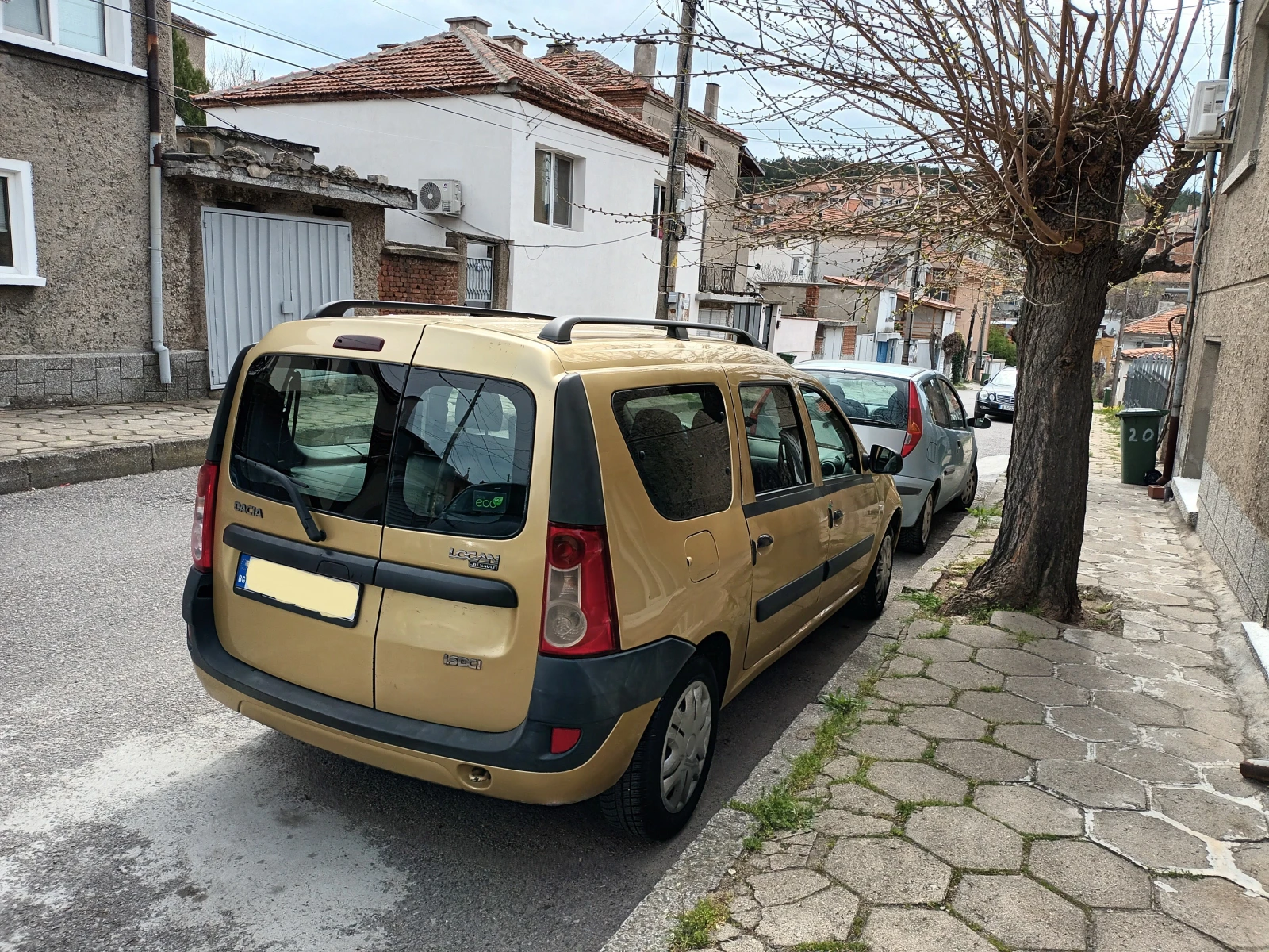 Dacia Logan, снимка 9 - Автомобили и джипове - 54455889