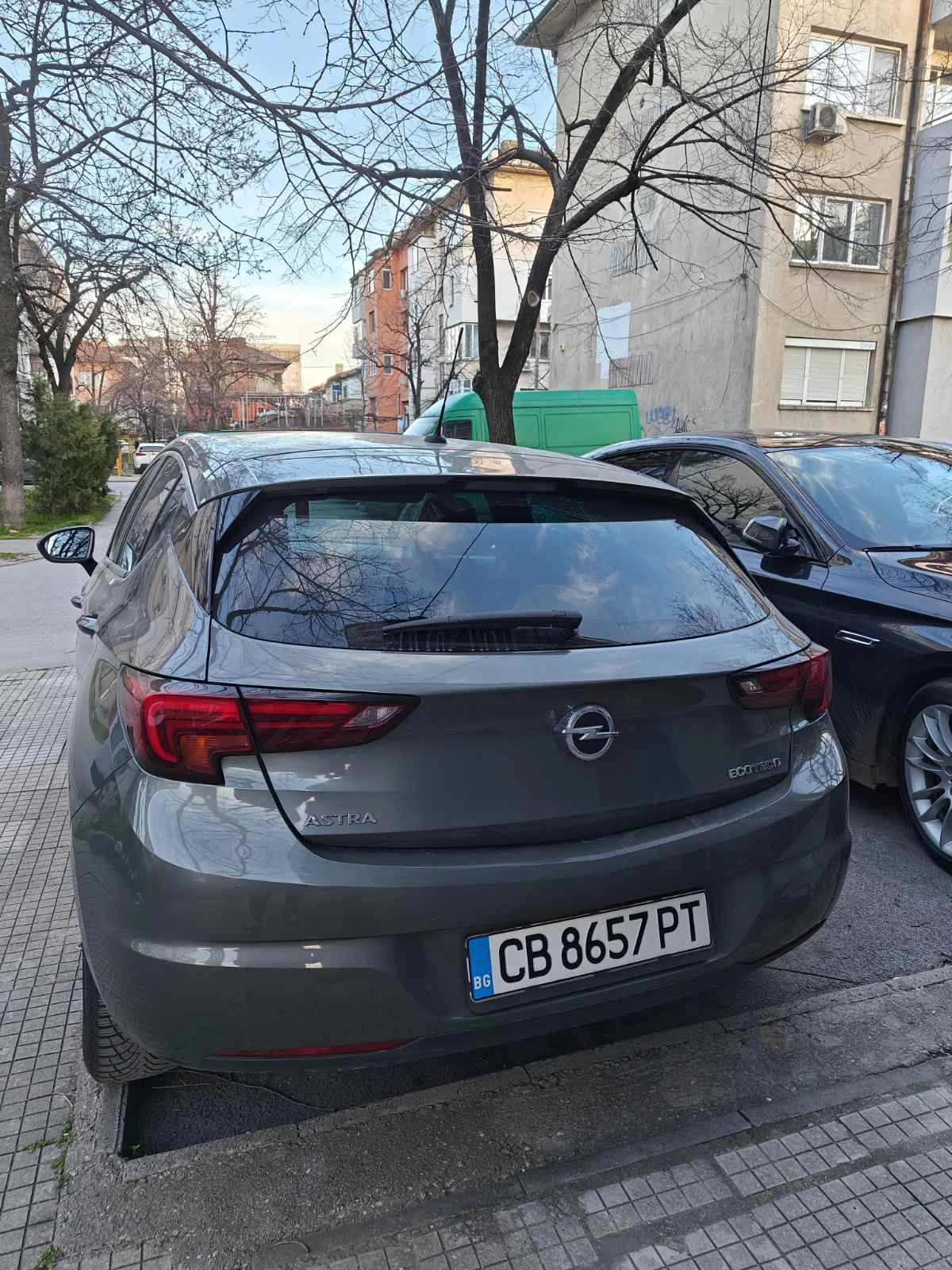 Opel Astra 1, 6 дизел, снимка 7 - Автомобили и джипове - 54526134