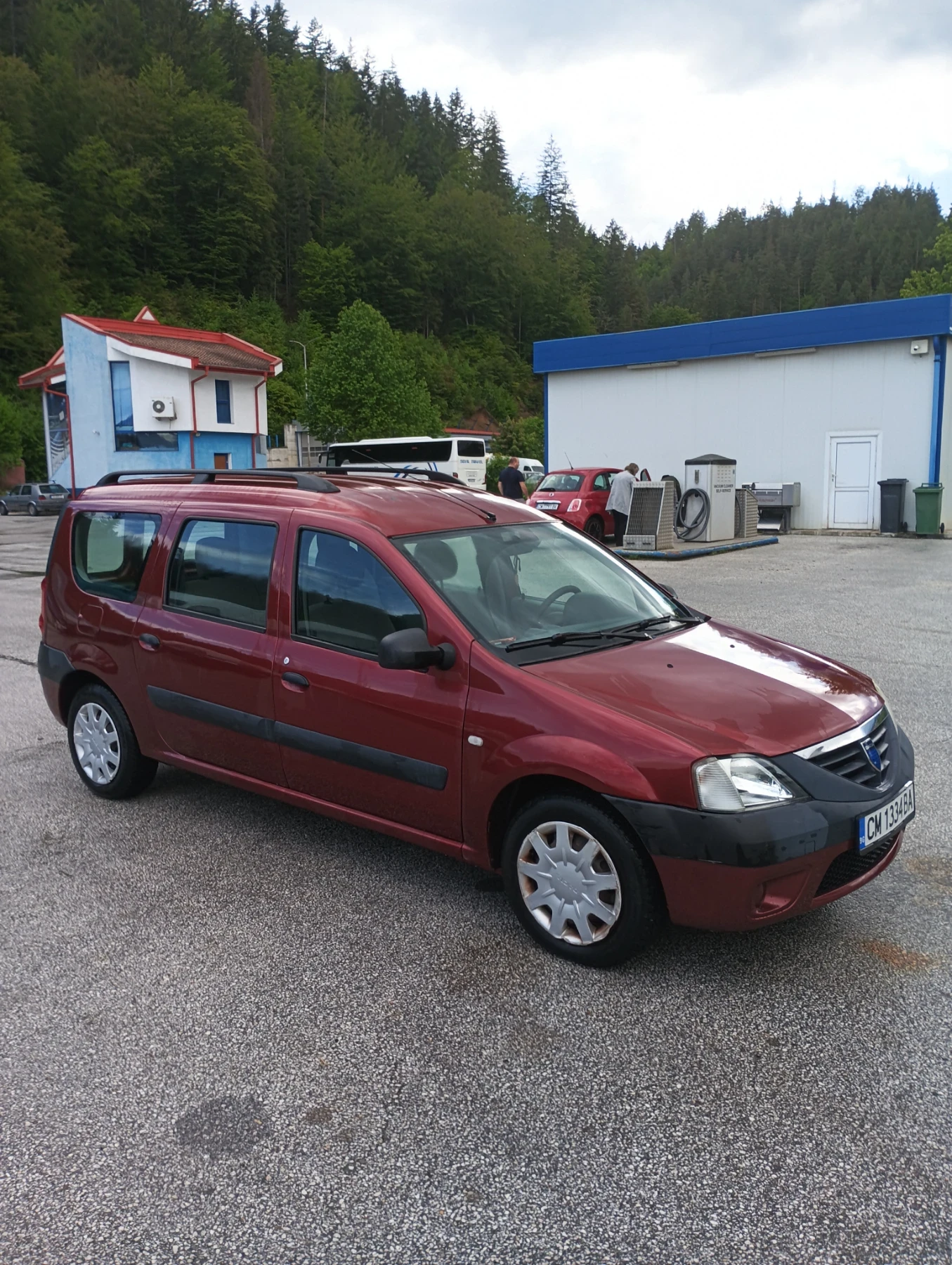 Dacia Logan, снимка 17 - Автомобили и джипове - 54654459