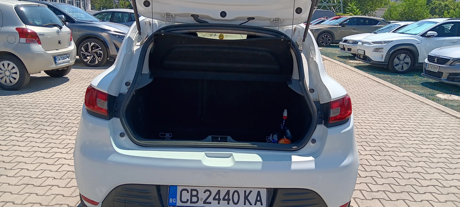 Renault Clio, снимка 5 - Автомобили и джипове - 55351374