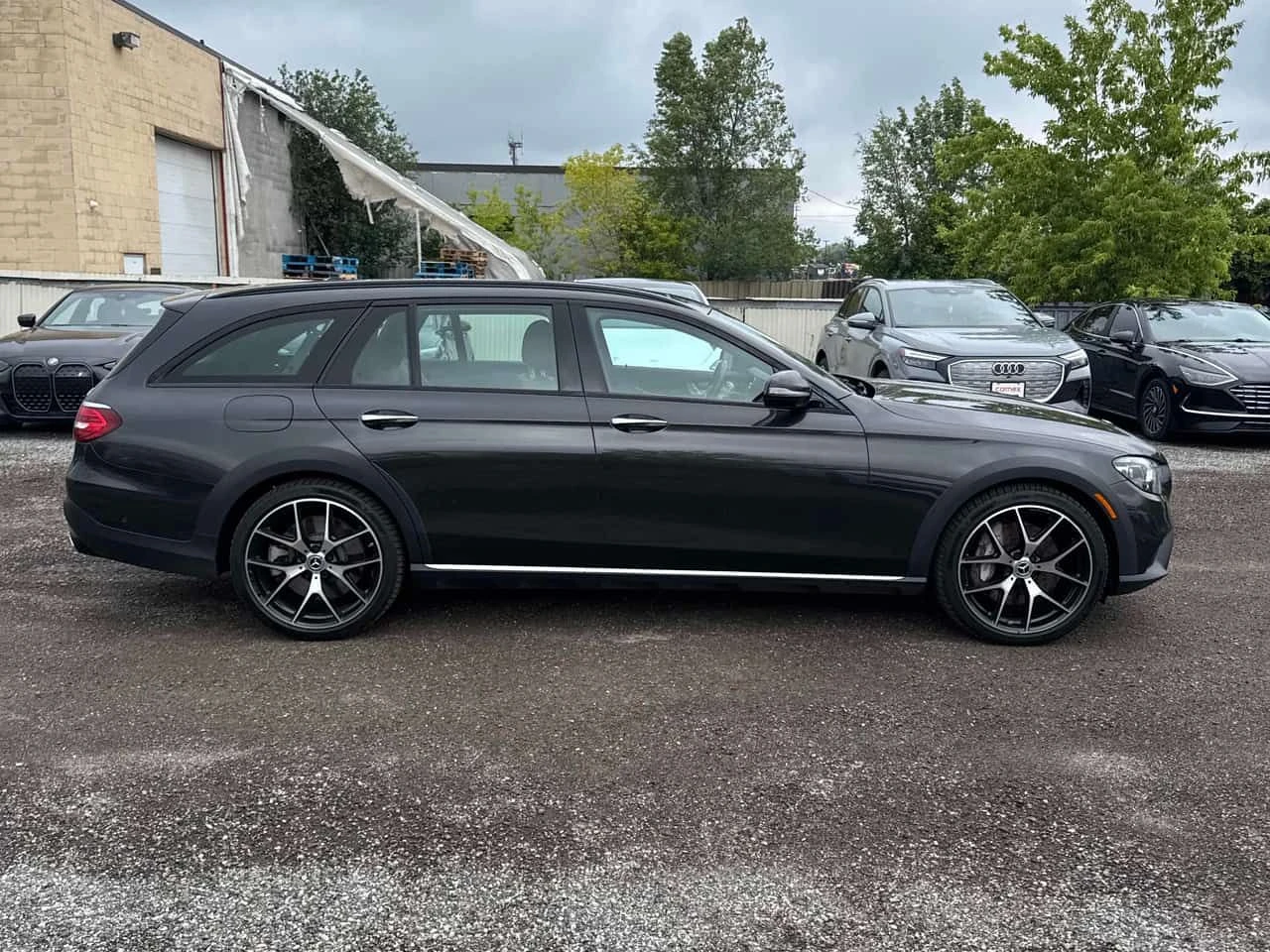 Mercedes-Benz E 450 * CARFAX * БЕЗ ПЪРВОНАЧАЛНА ВНОСКА, снимка 3 - Автомобили и джипове - 55689488