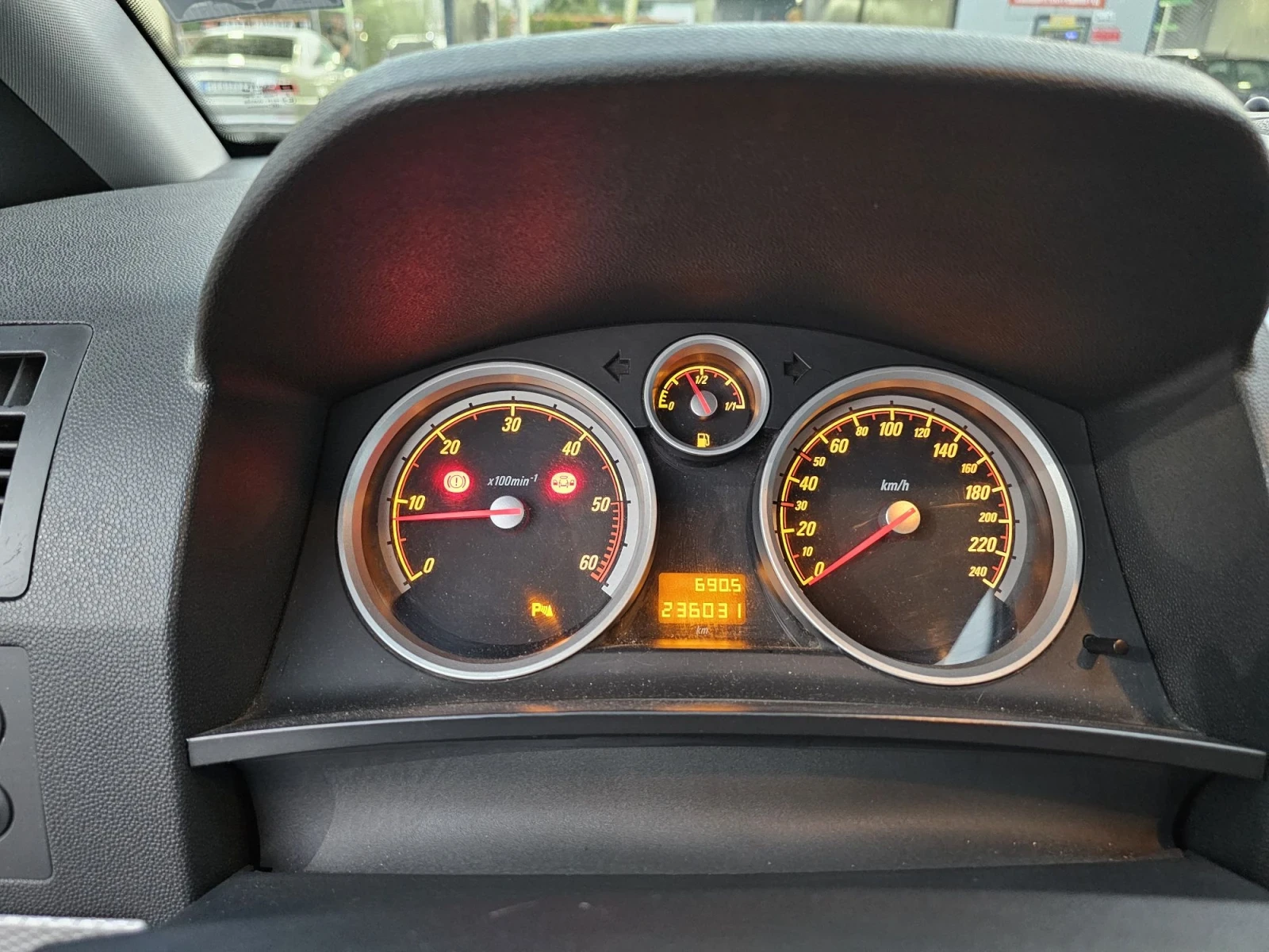 Opel Zafira 1.9 cdti, 5+ 2 места, реални км.ПЕРФЕКТНА, снимка 11 - Автомобили и джипове - 55996654