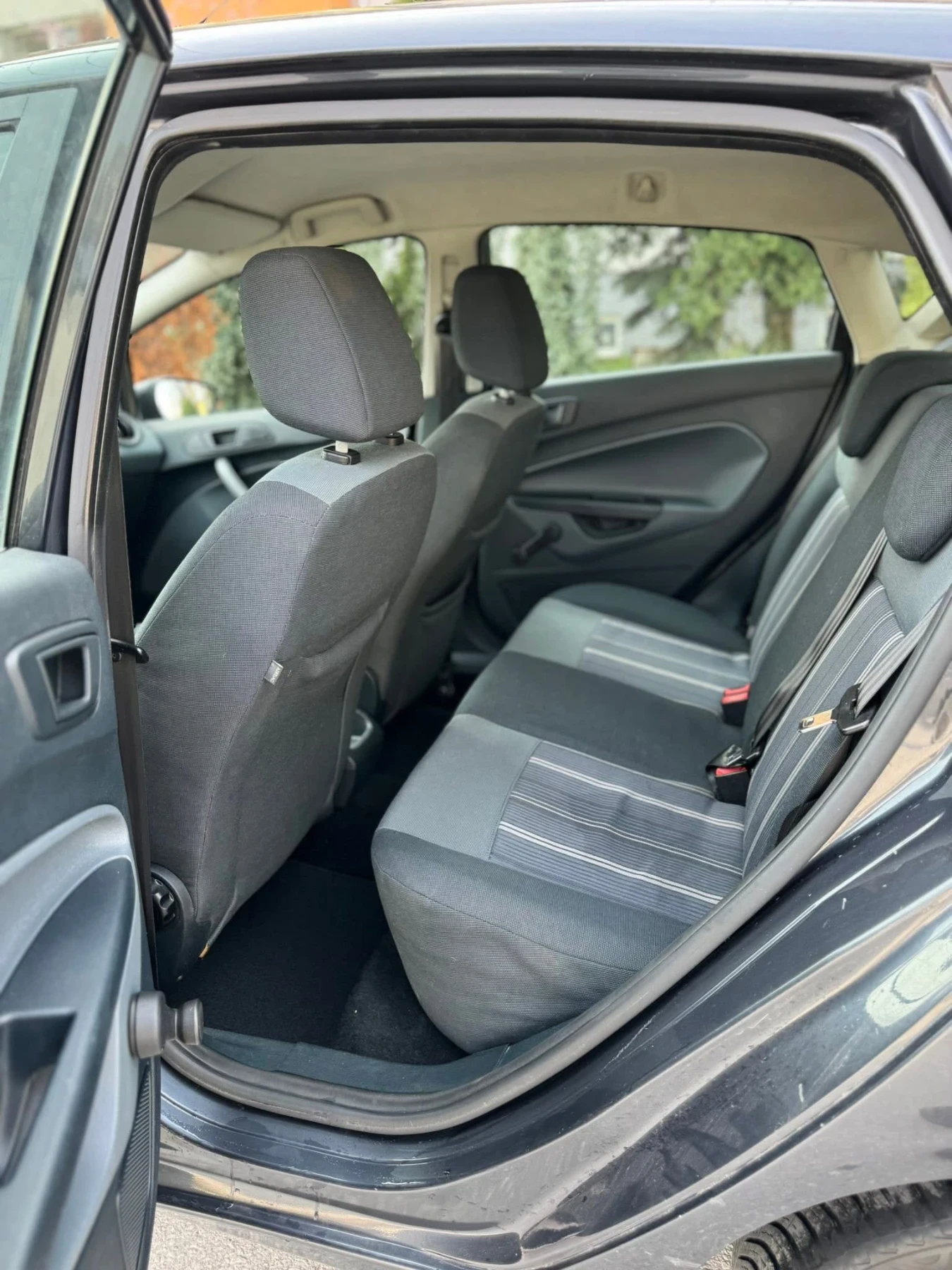Ford Fiesta 1.4 TDCI, снимка 11 - Автомобили и джипове - 55964421