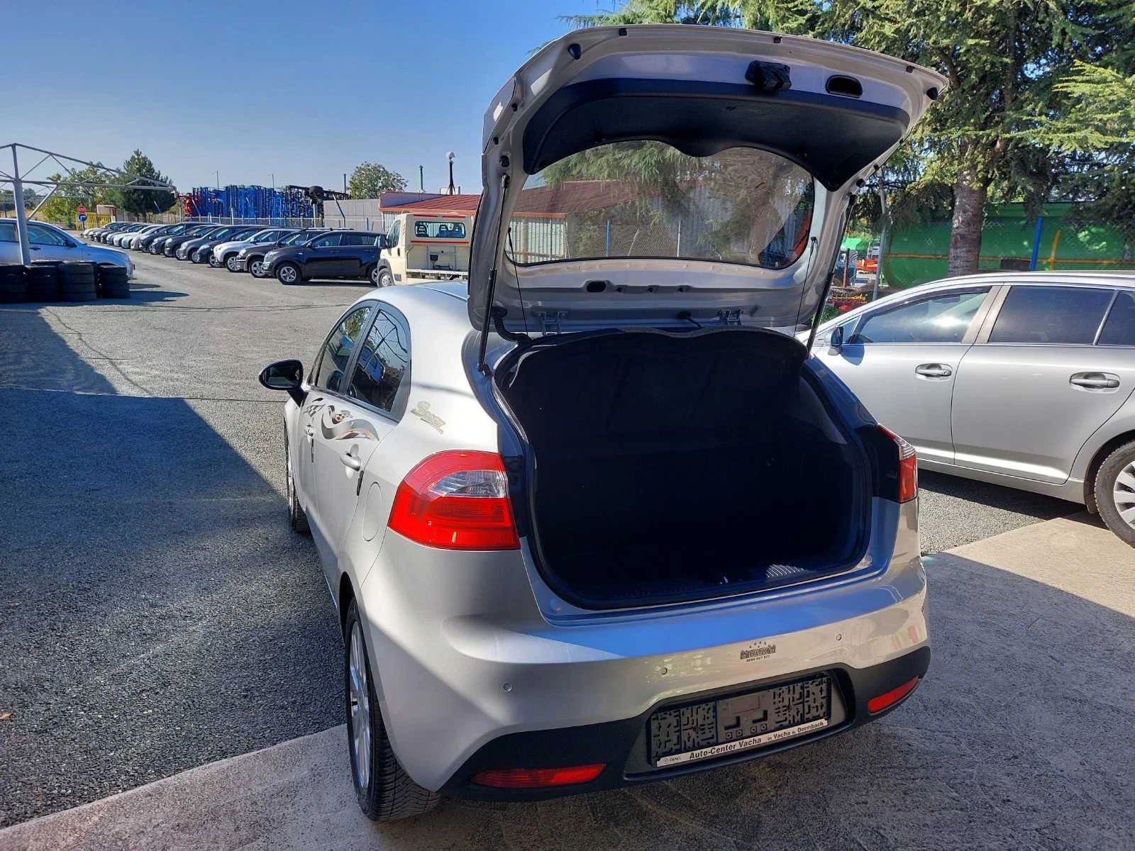 Kia Rio 1.4, вер.м-р, 6ск, снимка 5 - Автомобили и джипове - 55987307