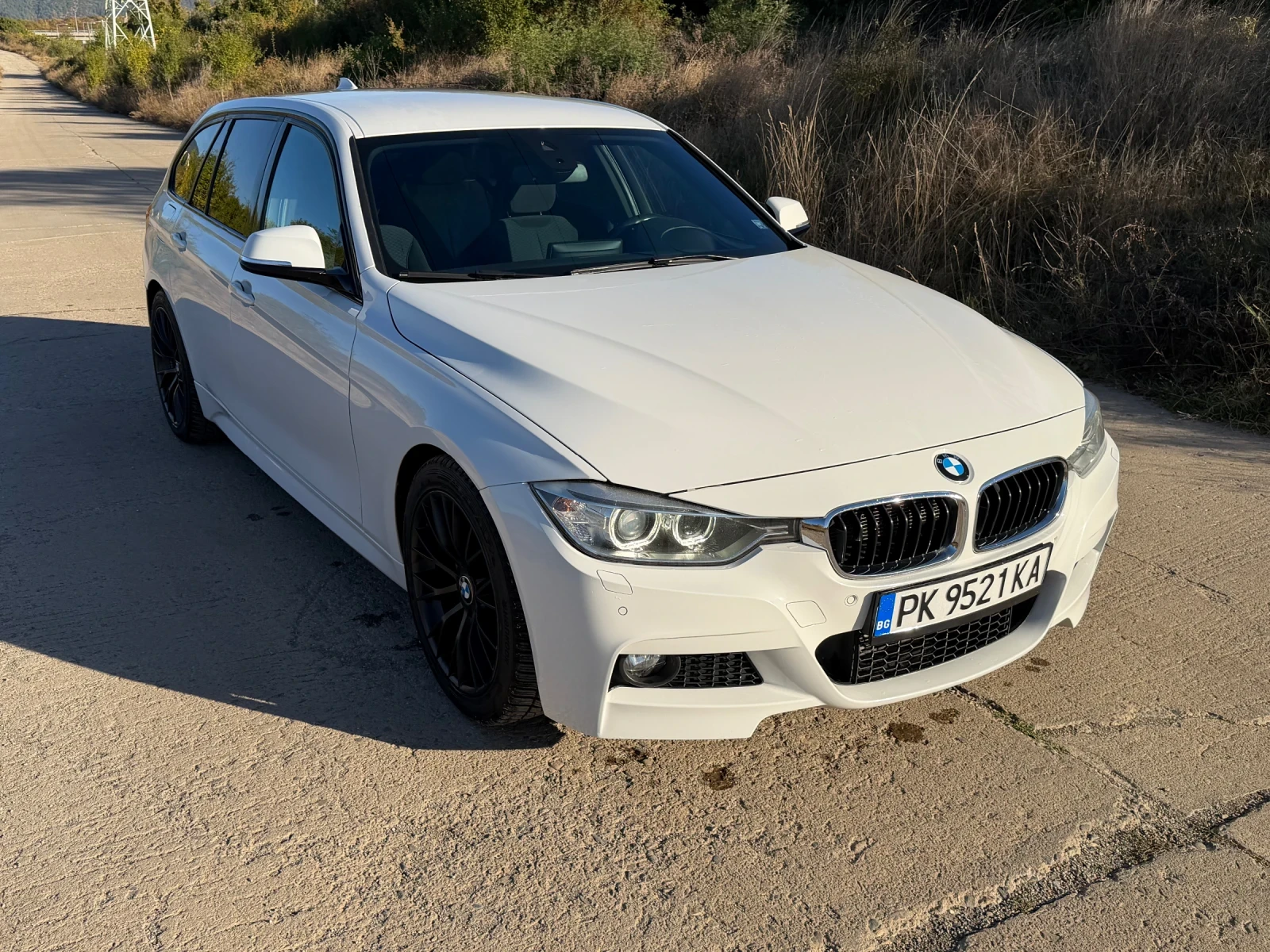BMW 330, снимка 2 - Автомобили и джипове - 56339168