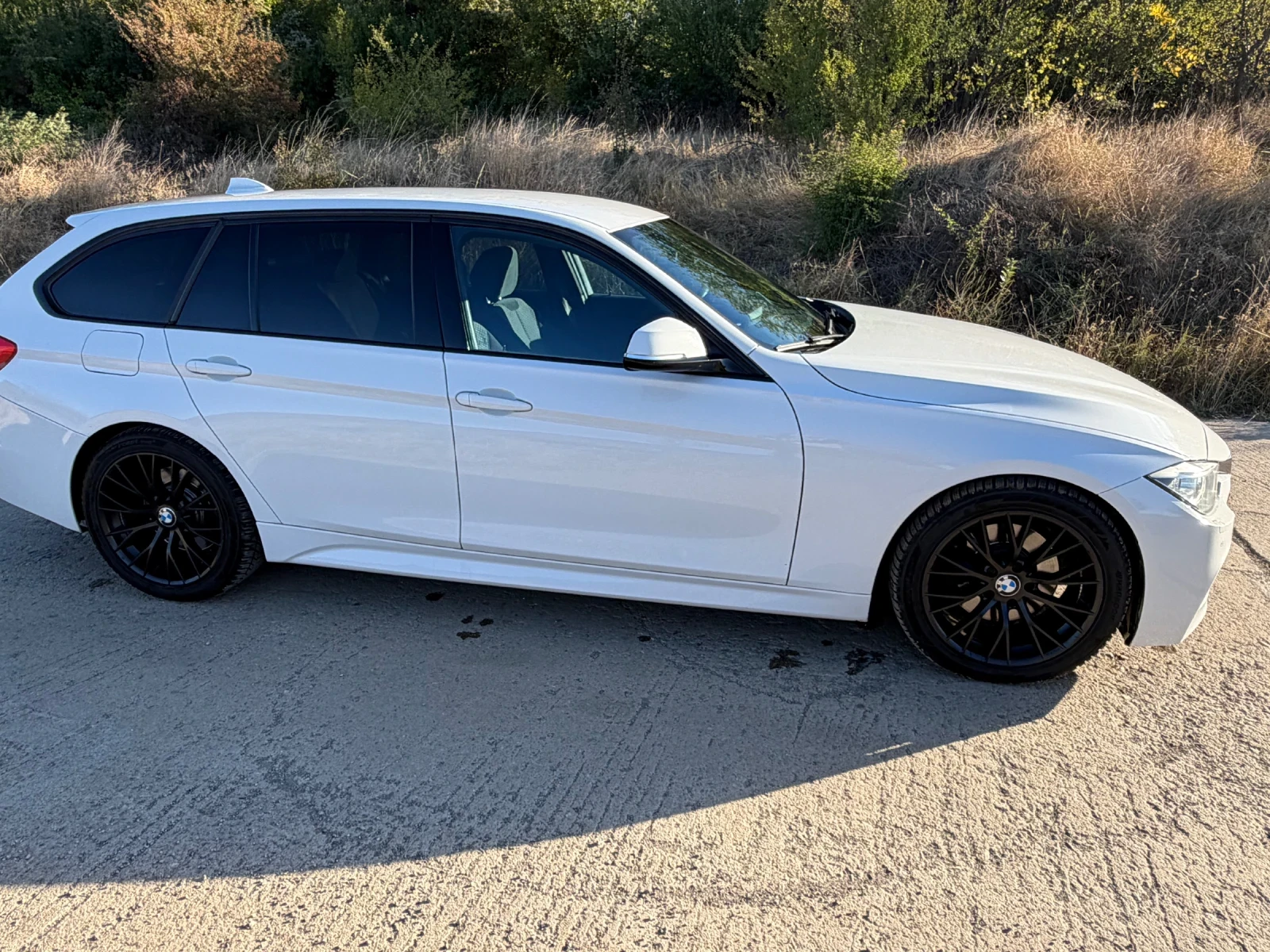 BMW 330, снимка 3 - Автомобили и джипове - 56339168