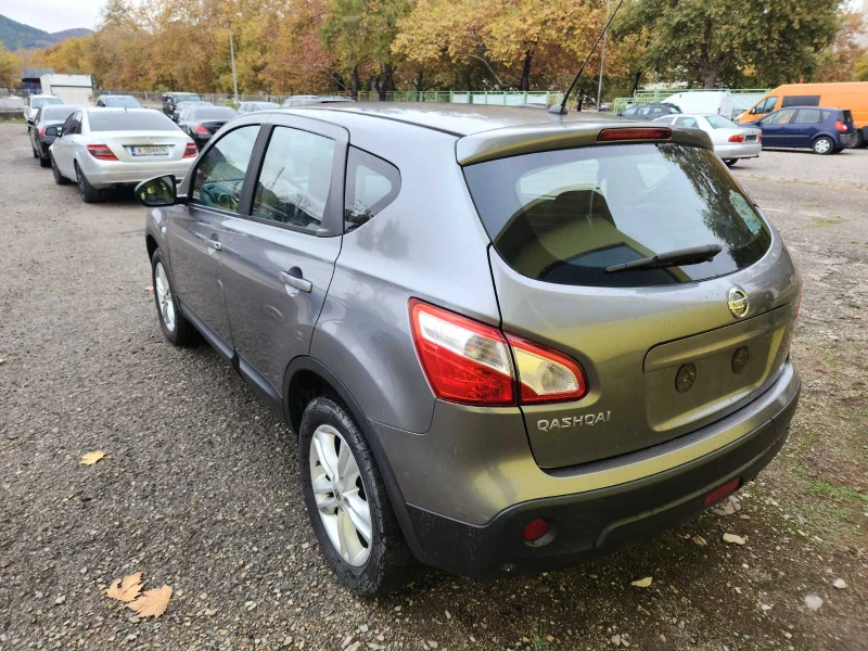 Nissan Qashqai Bifuel, снимка 6 - Автомобили и джипове - 47976376