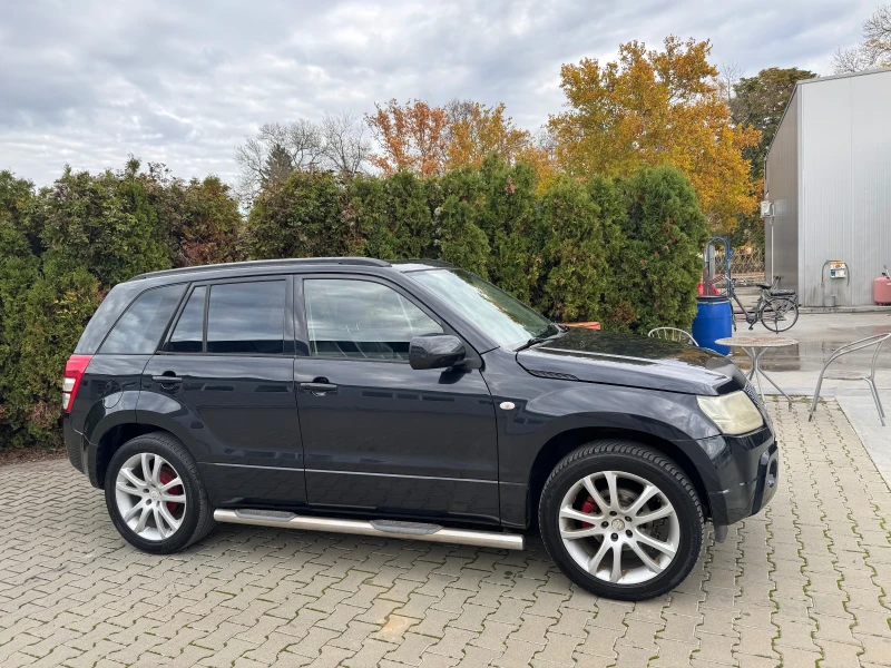 Suzuki Grand vitara 2.0 Бензин, снимка 6 - Автомобили и джипове - 52279125