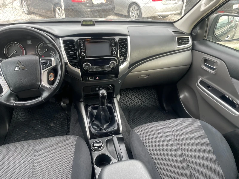 Mitsubishi L200 2500, снимка 6 - Автомобили и джипове - 52945487