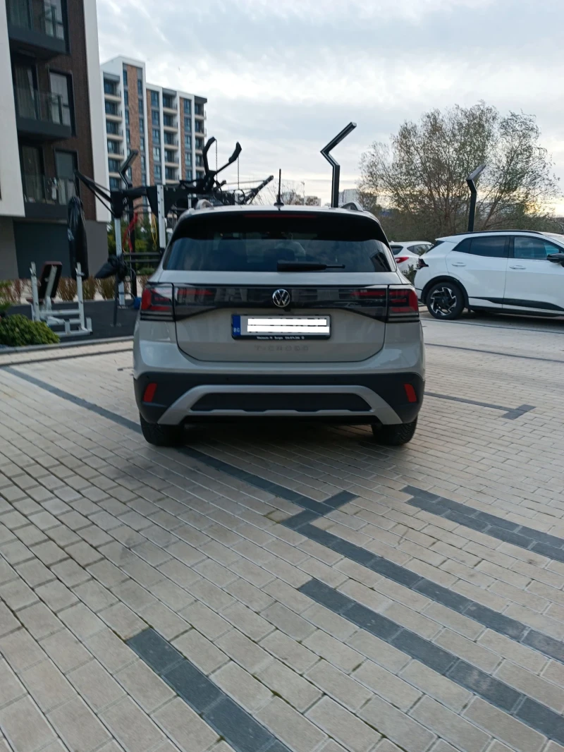 VW T-Cross 1, 5 LIFE Plus IQ Travel, снимка 3 - Автомобили и джипове - 52966849