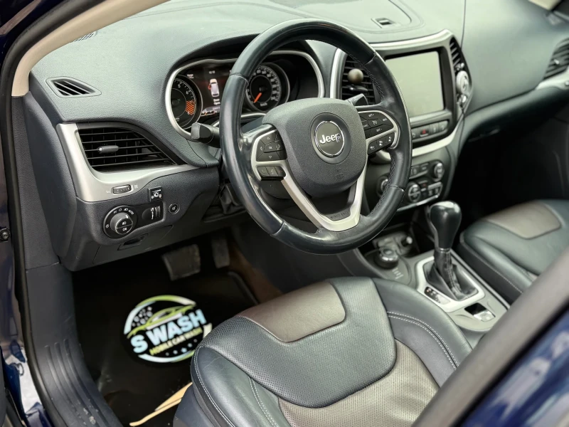 Jeep Cherokee 4x4* ГАЗ* Подгрев* Обдухв* КАМЕРА* DISTR* ПАНО* FU, снимка 9 - Автомобили и джипове - 53427288