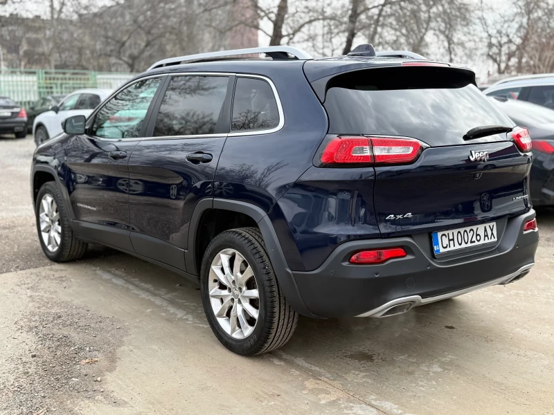 Jeep Cherokee 4x4* ГАЗ* Подгрев* Обдухв* КАМЕРА* DISTR* ПАНО* FU, снимка 4 - Автомобили и джипове - 53427288