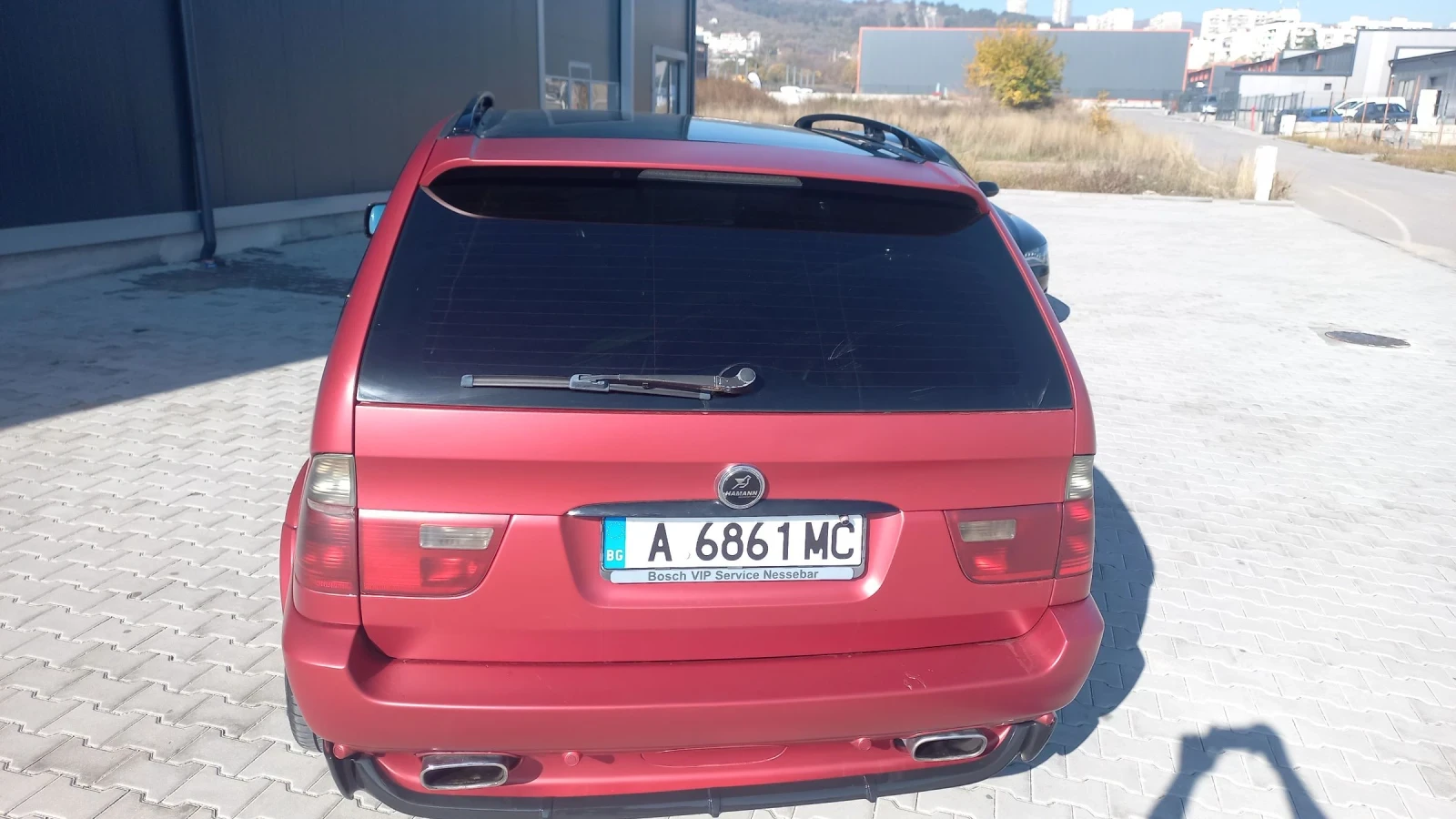 BMW X5 4.8is - изображение 7