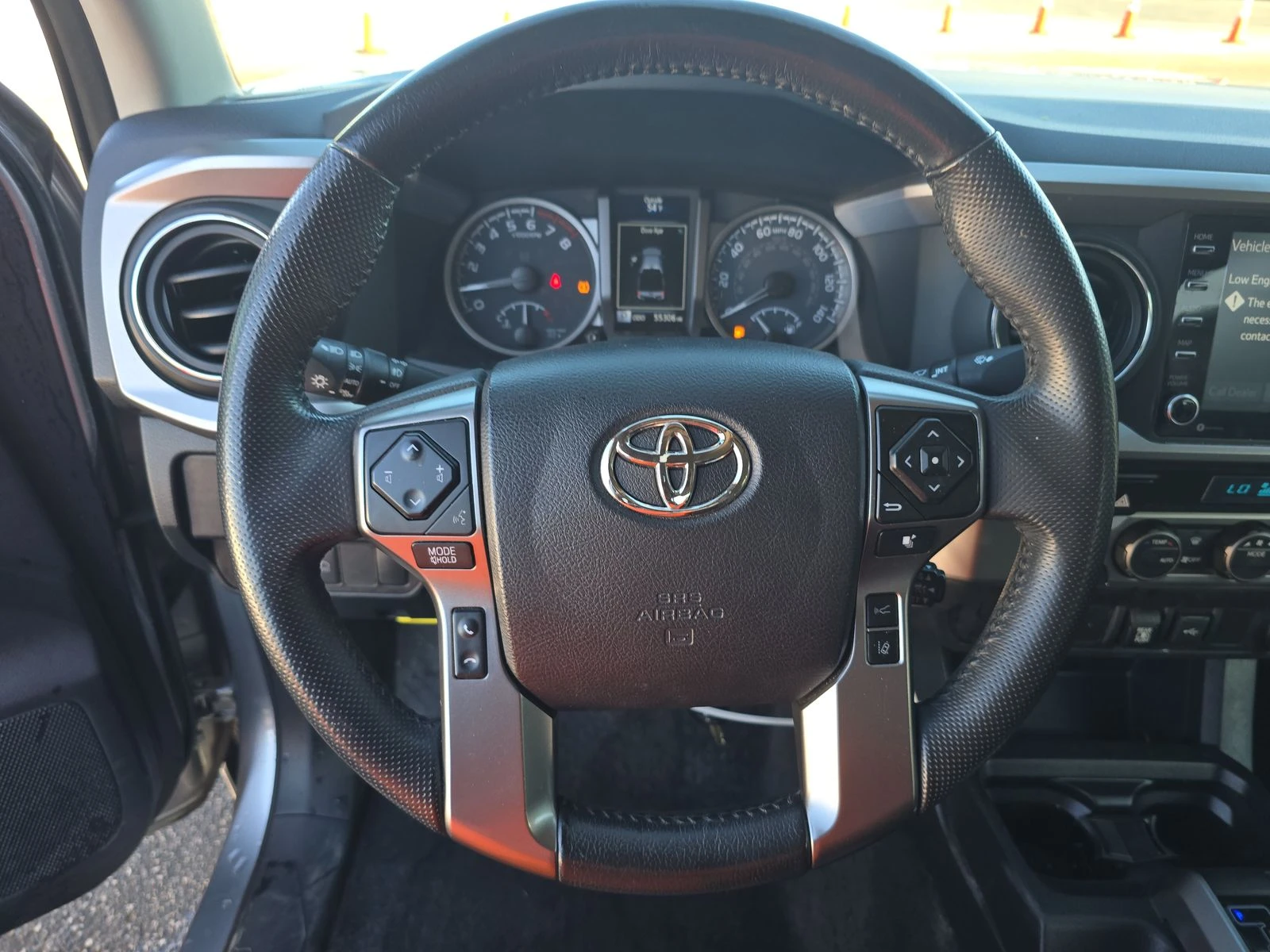 Toyota Tacoma SR5* Crew Cab* Medium Bed*  - изображение 7