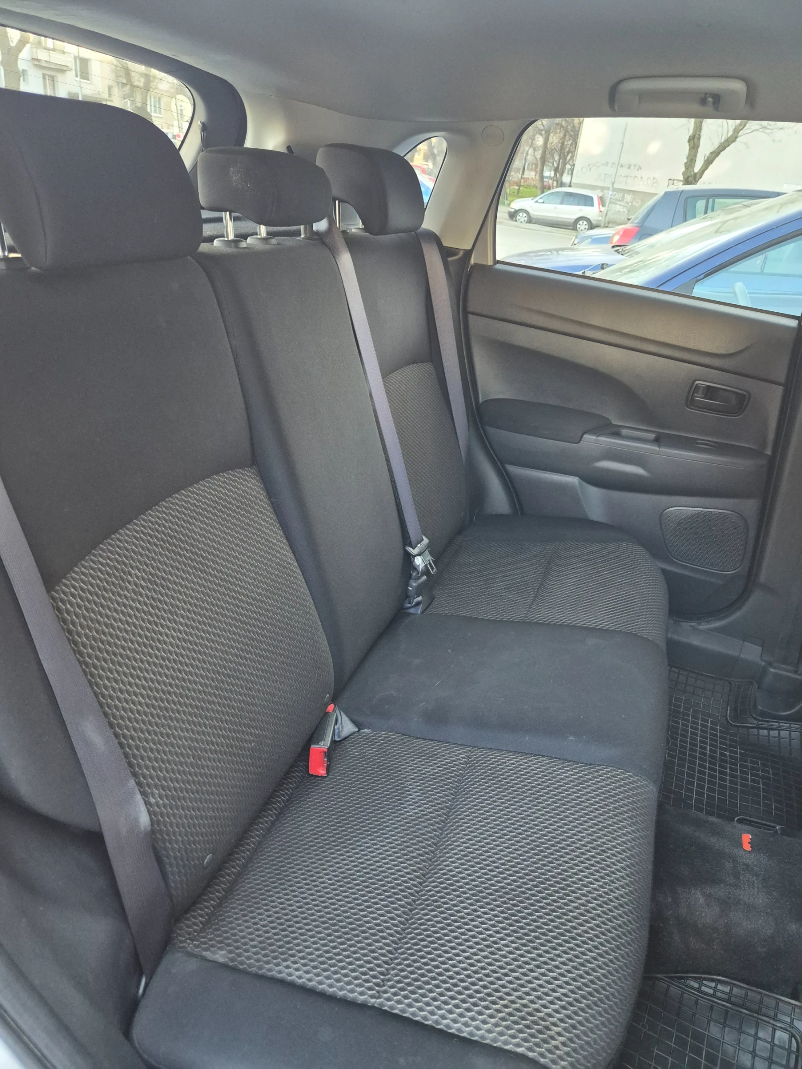 Mitsubishi ASX, снимка 15 - Автомобили и джипове - 53660741