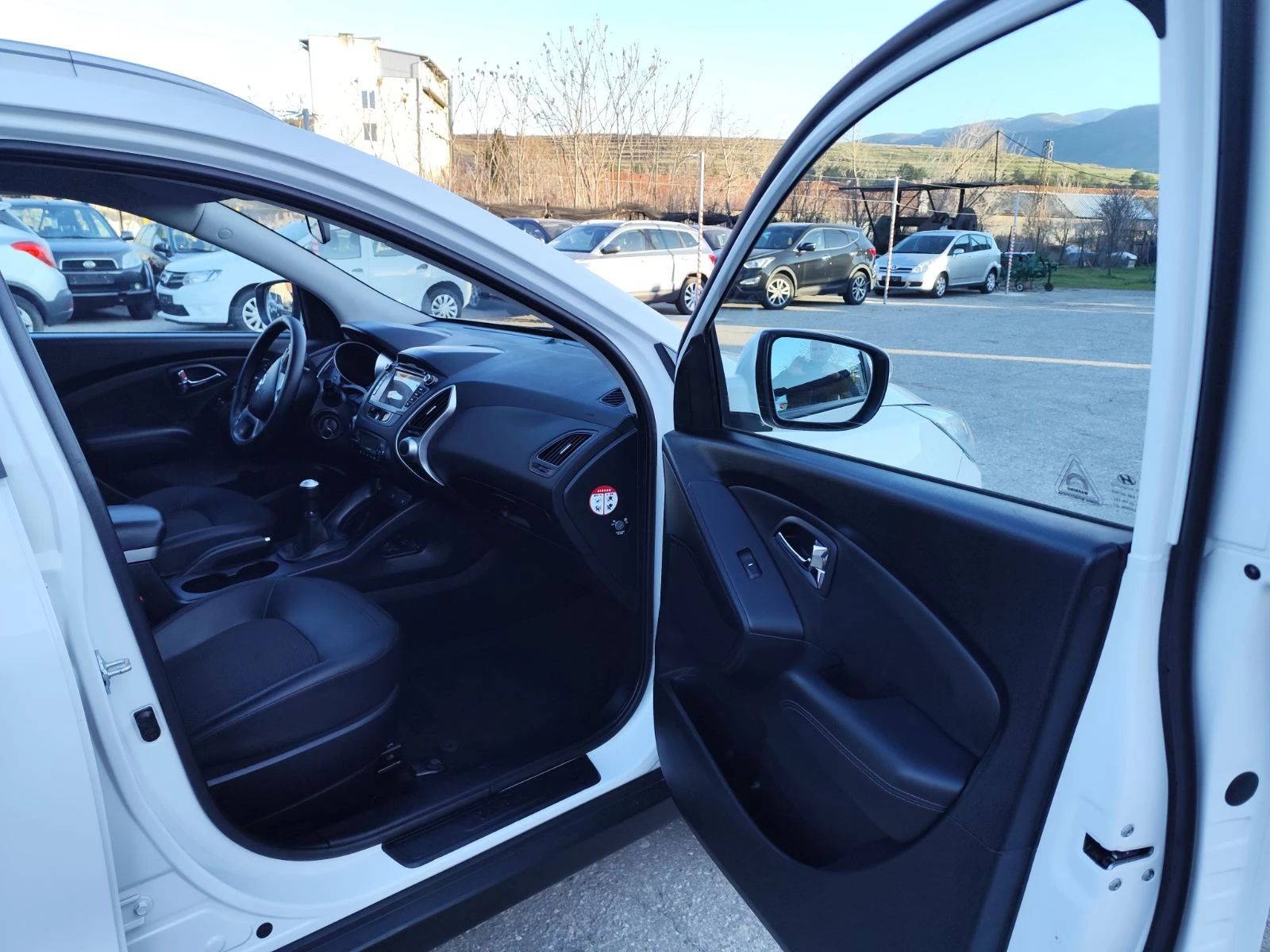 Hyundai IX35 2.0 Comfort AWD, снимка 7 - Автомобили и джипове - 53785591