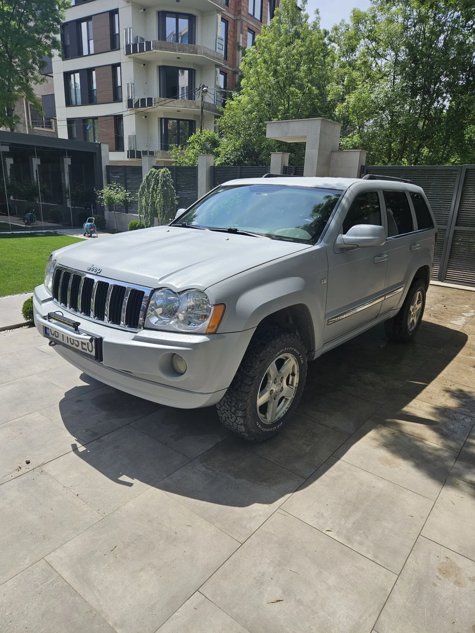 Jeep Grand cherokee 3.0 CRD, снимка 2 - Автомобили и джипове - 54606631