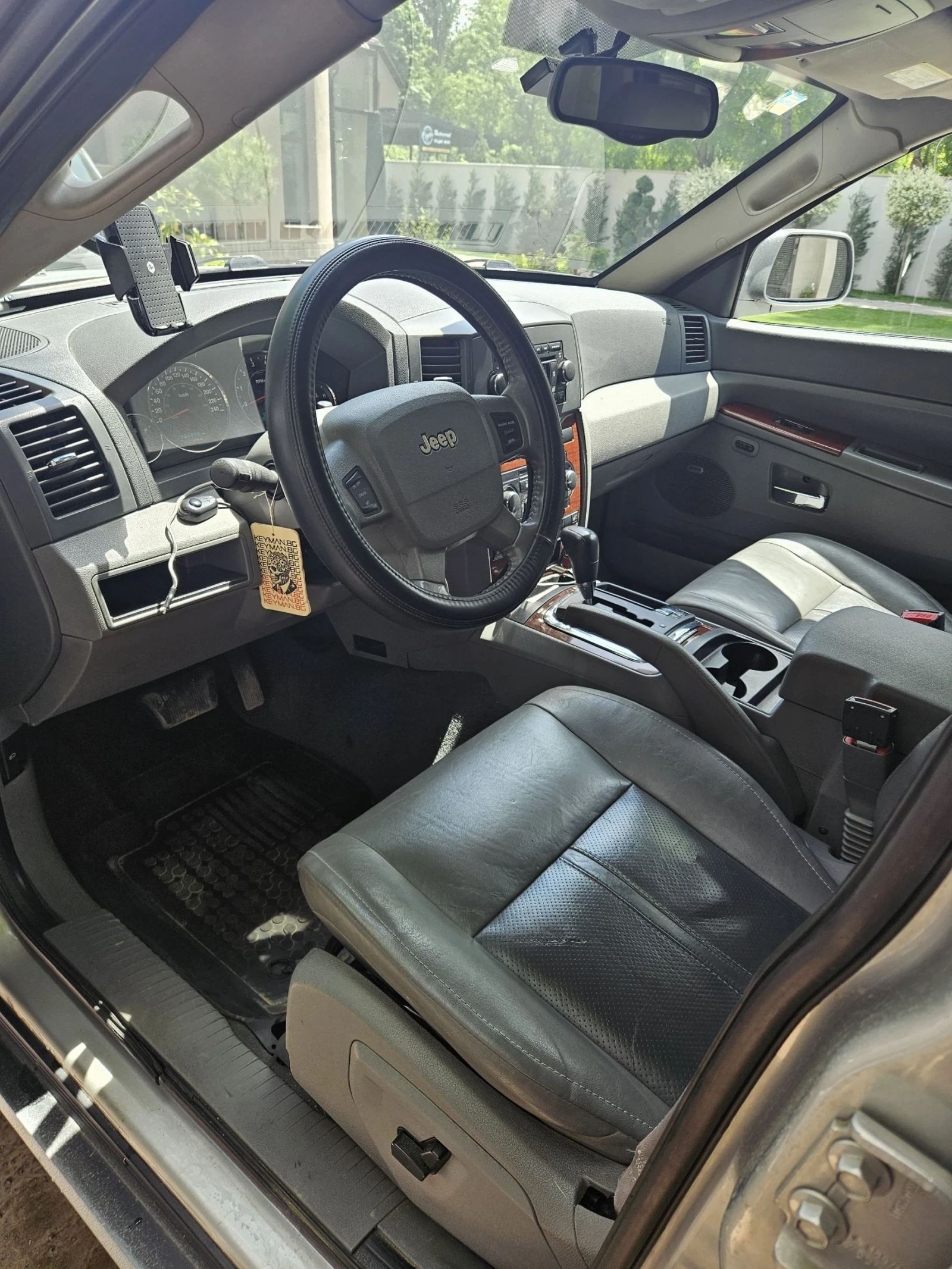 Jeep Grand cherokee 3.0 CRD, снимка 5 - Автомобили и джипове - 54606631