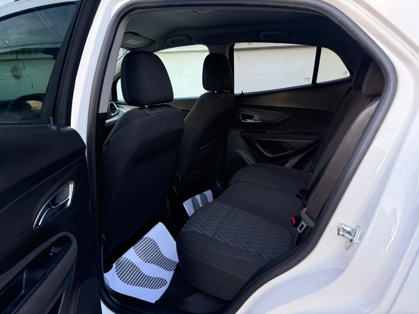 Opel Mokka 1.4T 4X4 ГАЗОВ ИНЖЕКЦИОН , снимка 15 - Автомобили и джипове - 54724799