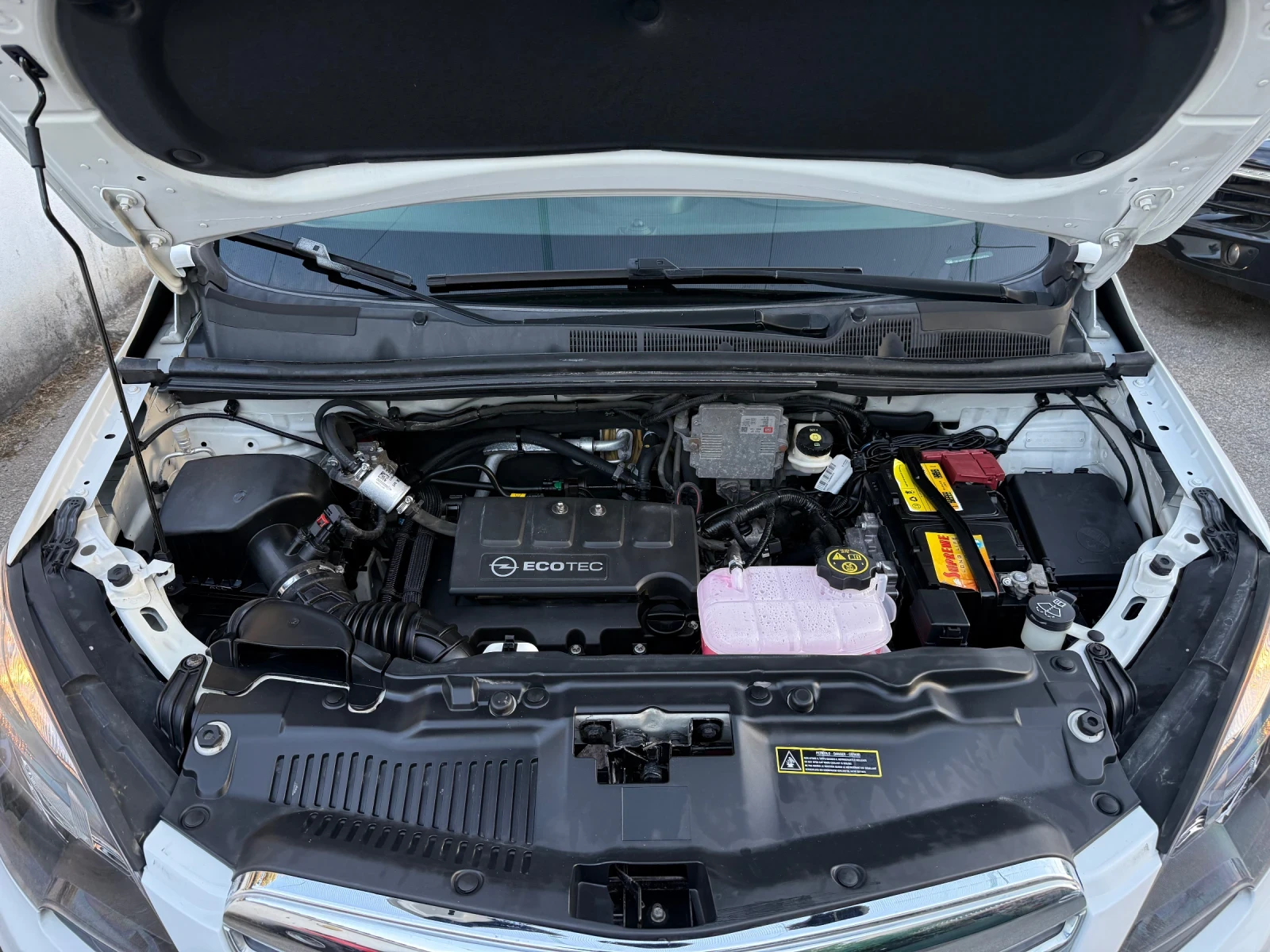 Opel Mokka 1.4T 4X4 ГАЗОВ ИНЖЕКЦИОН , снимка 17 - Автомобили и джипове - 54724799