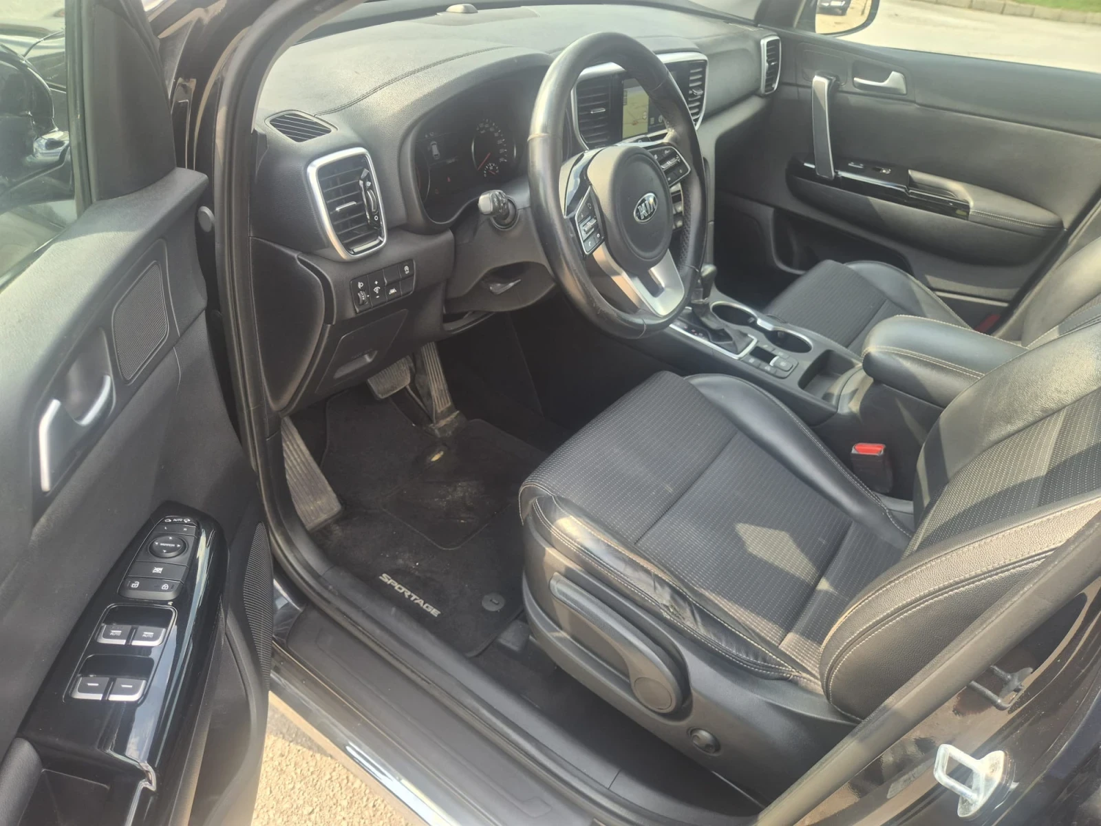 Kia Sportage FACElift, снимка 8 - Автомобили и джипове - 54822360
