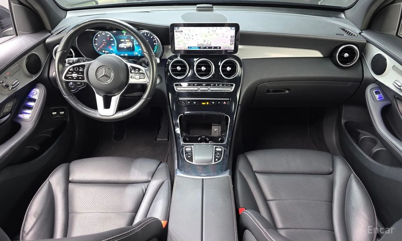 Mercedes-Benz GLC 300 ДИСТРОНИК* 360КАМЕРА* ХЕДЪП* LANE* ASSIST* , снимка 7 - Автомобили и джипове - 55342975