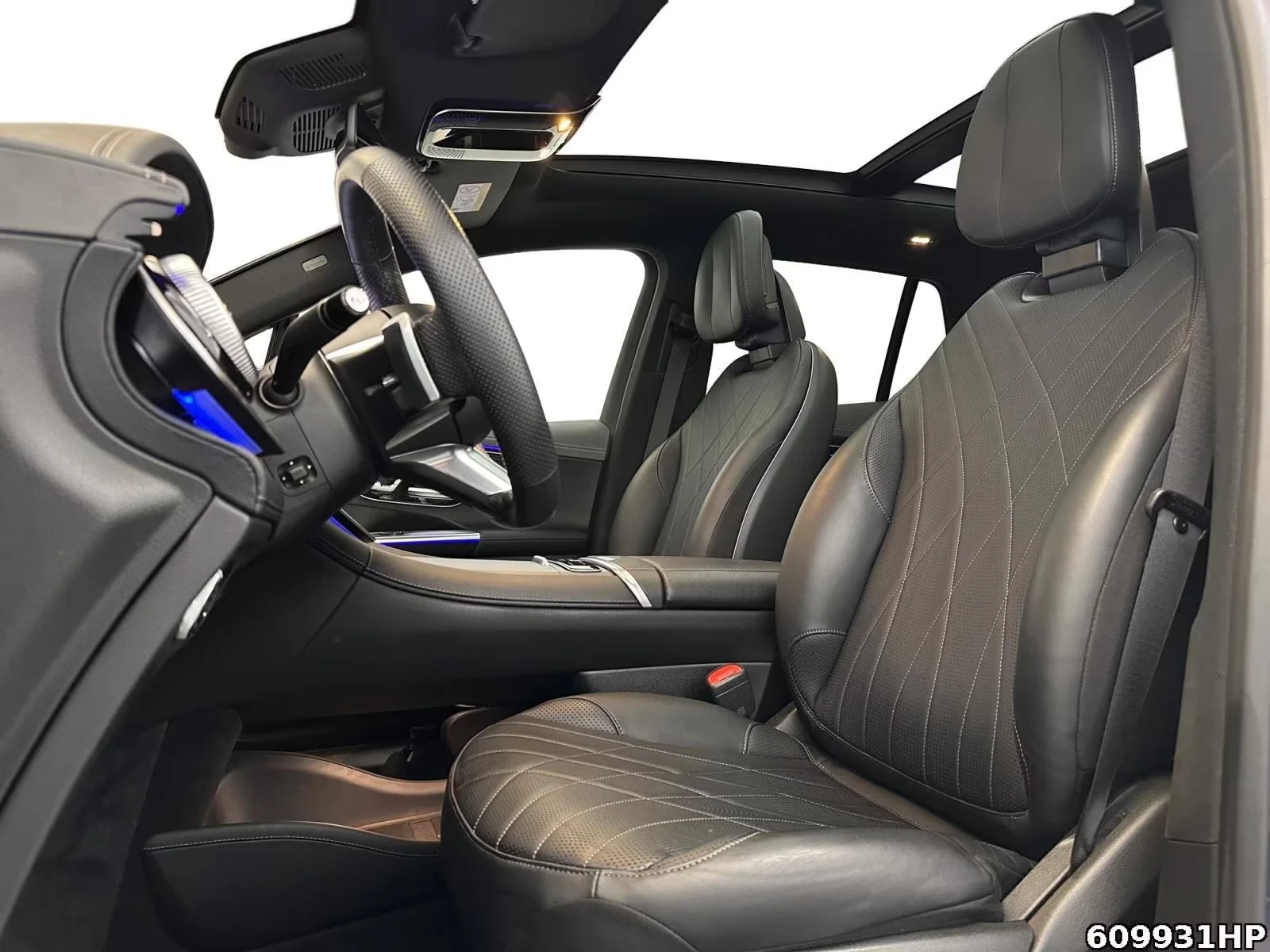 Mercedes-Benz EQE 500 4M AMG Premium+ HyperScreen AIR Massage PANO, снимка 6 - Автомобили и джипове - 55463989