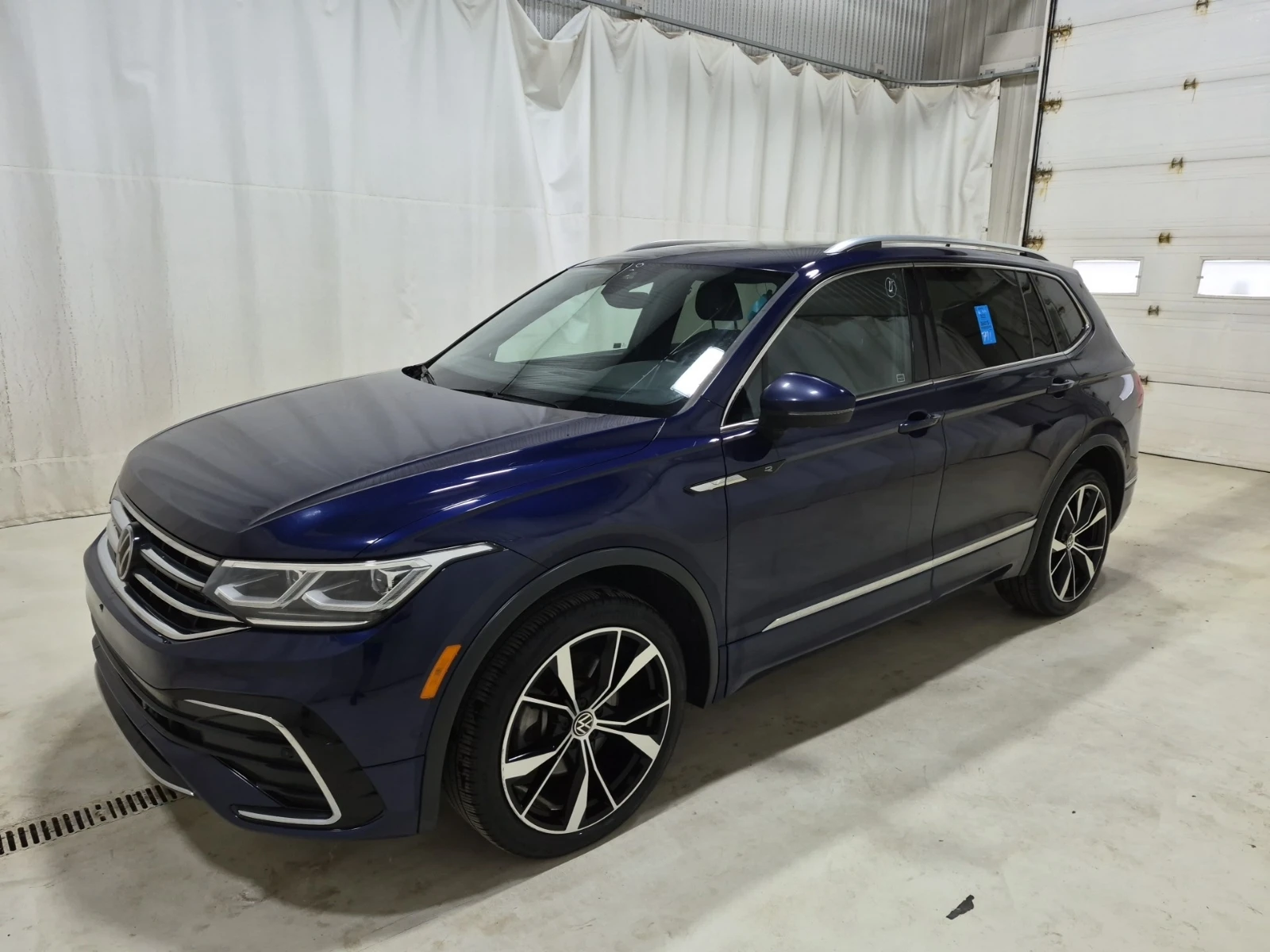VW Tiguan HIGHLINE R-LINE, CARFAX, АВТОКРЕДИТ