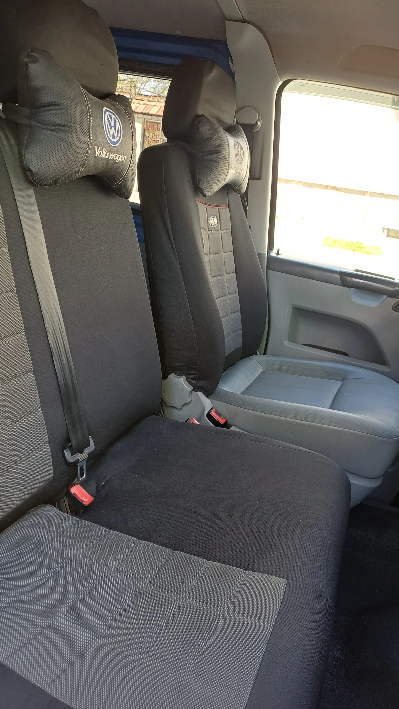 VW T5 1.9 TDI, снимка 15 - Бусове и автобуси - 54159123