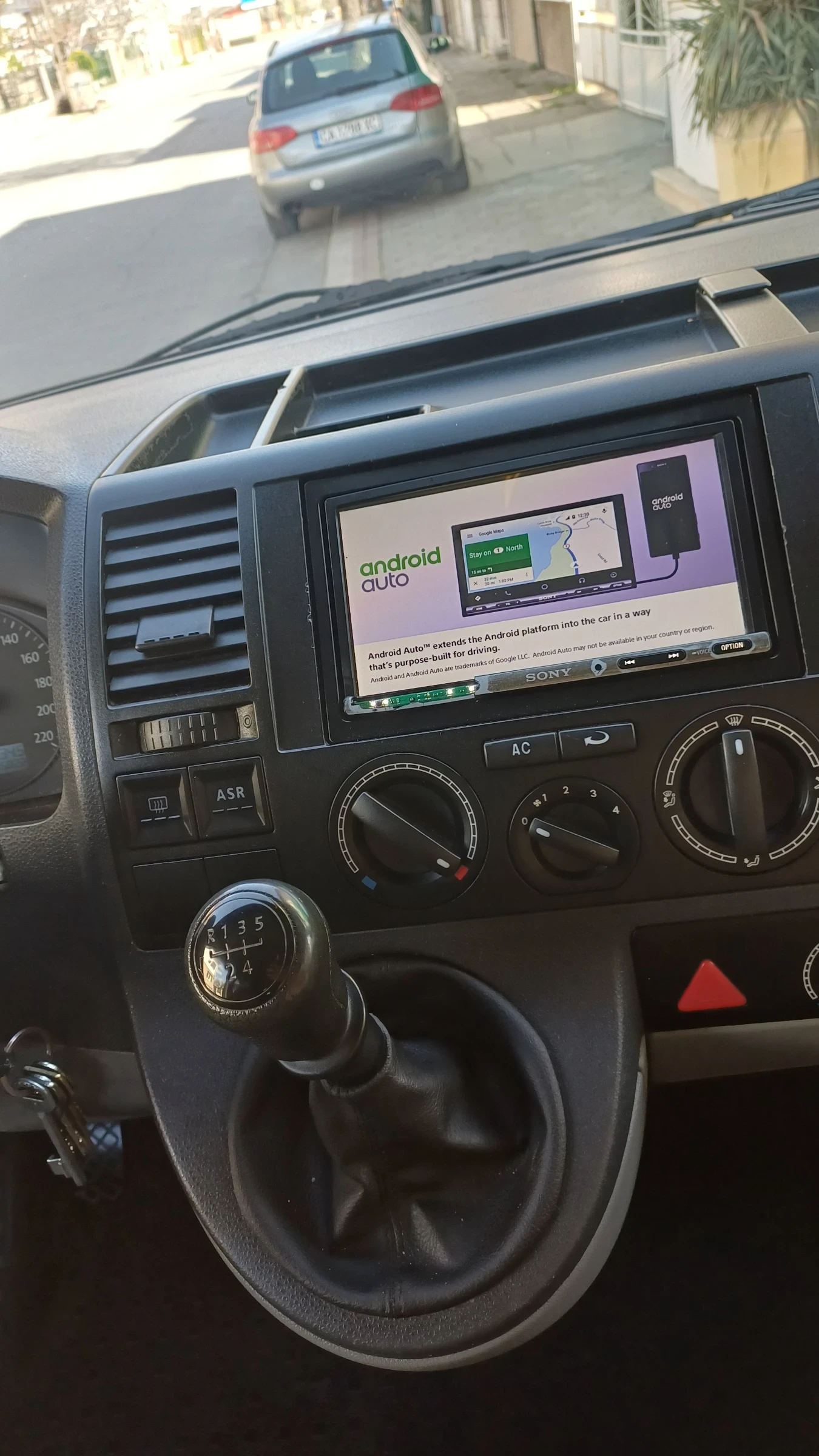 VW T5 1.9 TDI, снимка 9 - Бусове и автобуси - 54159123