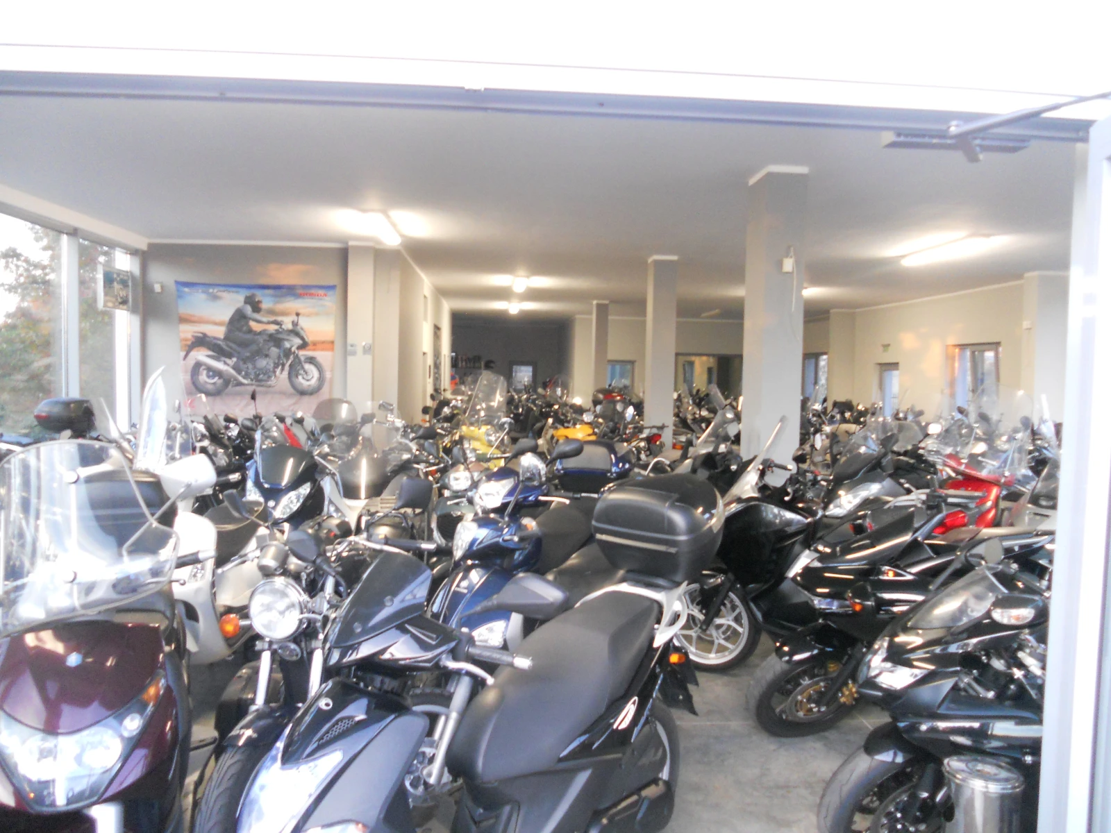 Honda Integra 31000km! 750i ABS | Mobile.bg   16