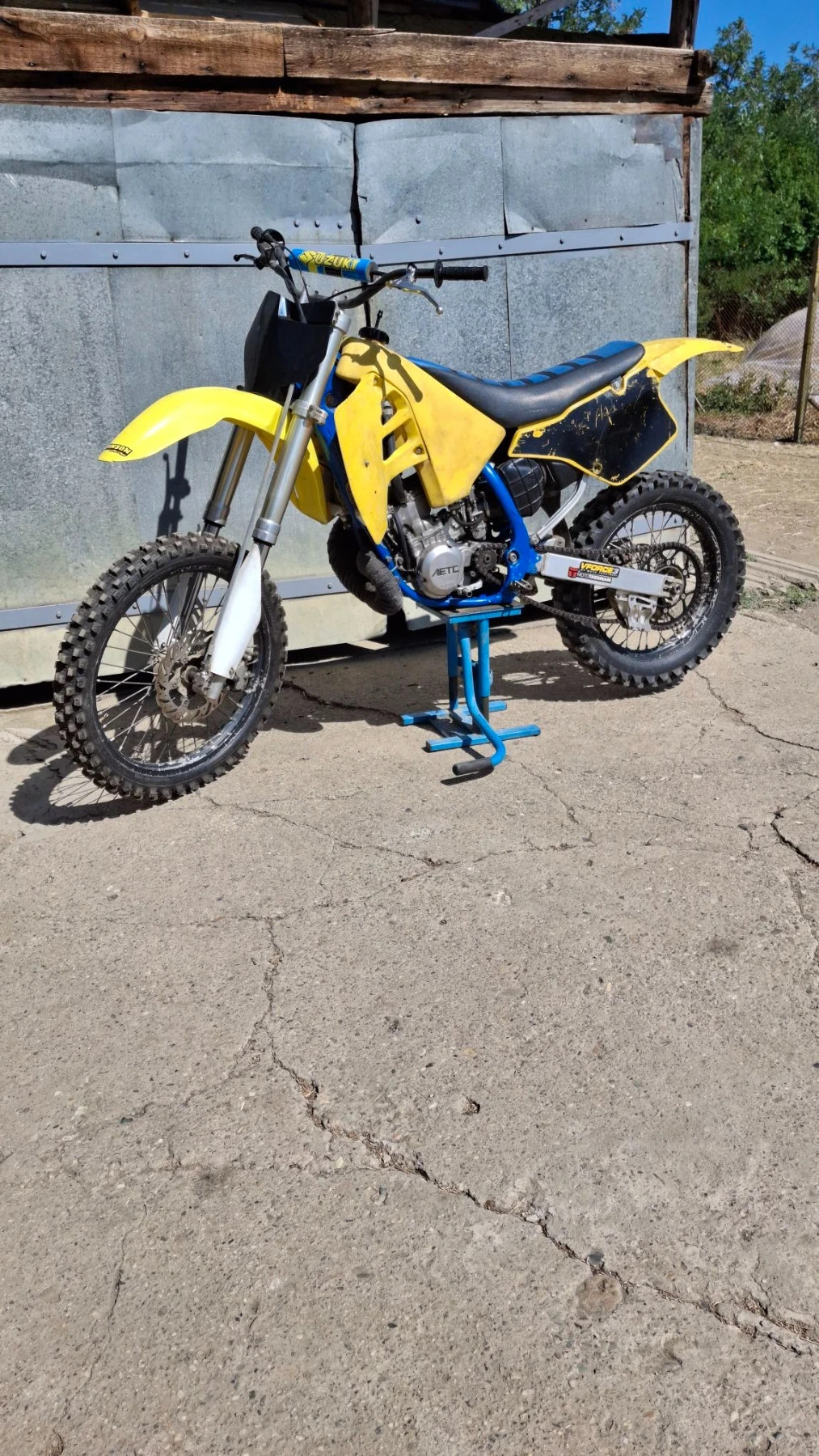 Suzuki Rm