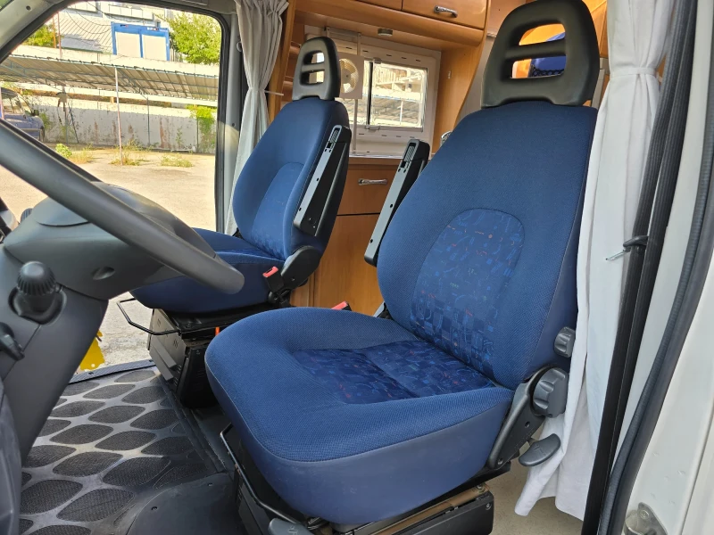 Кемпер Chausson 2.8, снимка 8 - Каравани и кемпери - 51008357