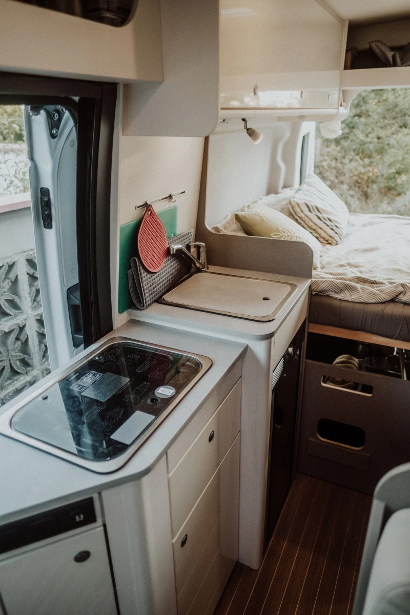 Кемпер Ford Transit 4х4 Etrusco CV 600 DF, снимка 8 - Каравани и кемпери - 51359138