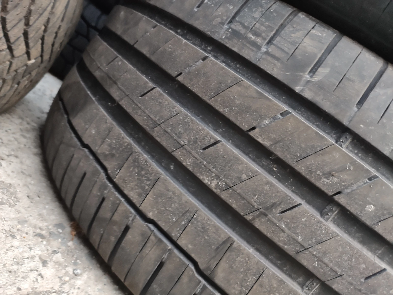 Гуми Летни 285/45R20