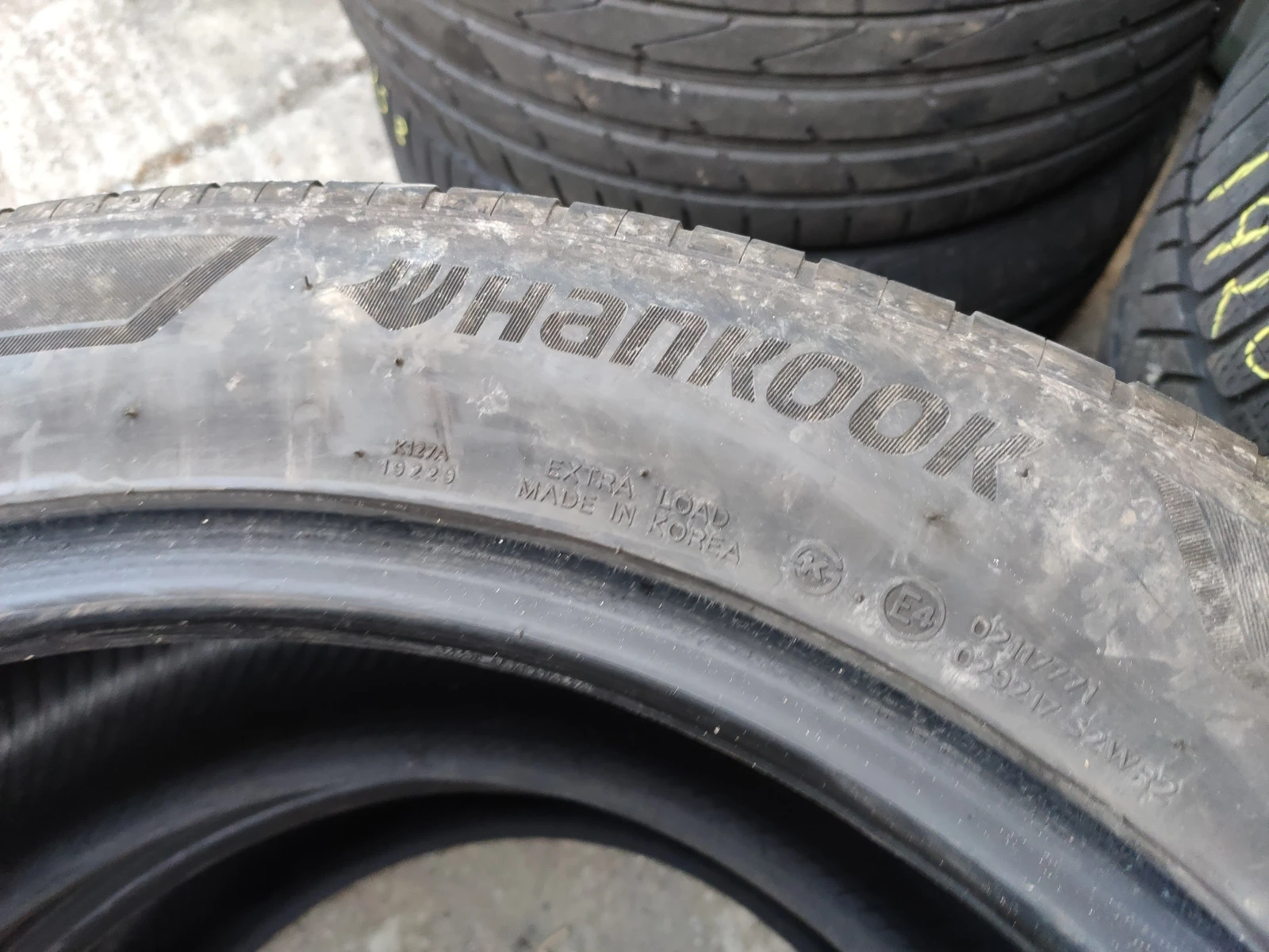 Гуми Летни 285/45R20, снимка 6 - Гуми и джанти - 54731387