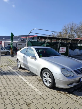 Mercedes-Benz C 180, снимка 4