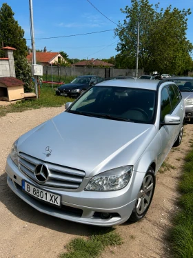 Mercedes-Benz 220 2.2, снимка 3